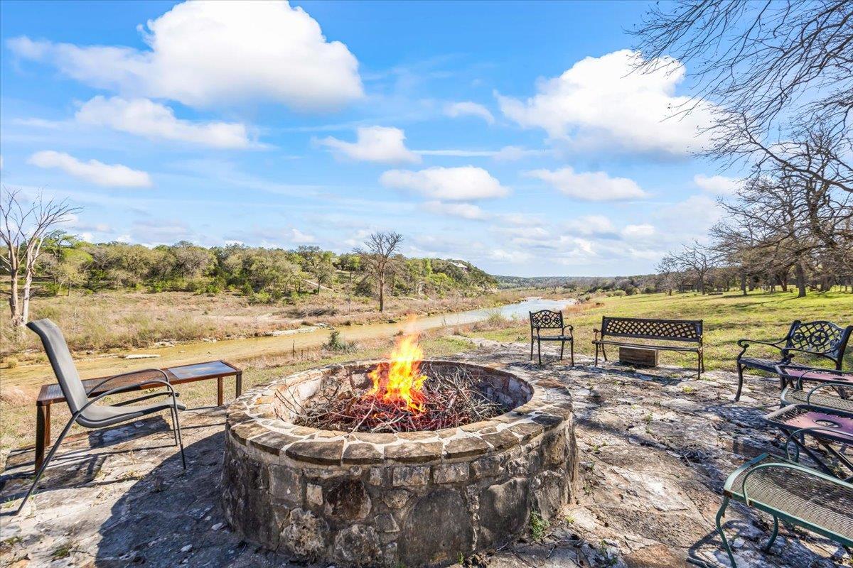 130 Water Park Rd, Wimberley, TX 78676