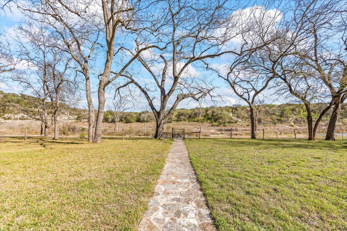130 Water Park Rd, Wimberley, TX 78676
