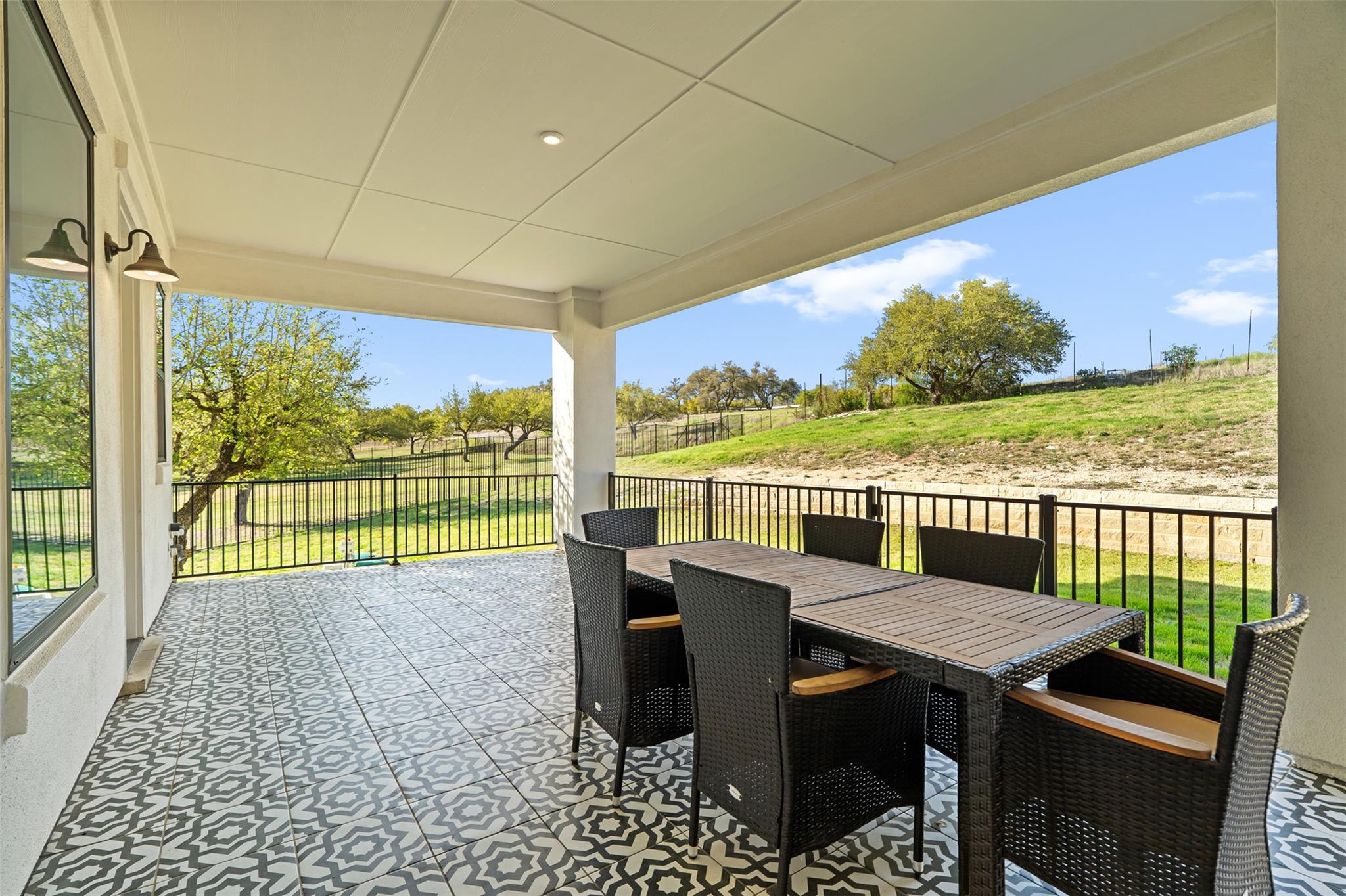 138 Yellow Bell Run, Dripping Springs, TX 78620