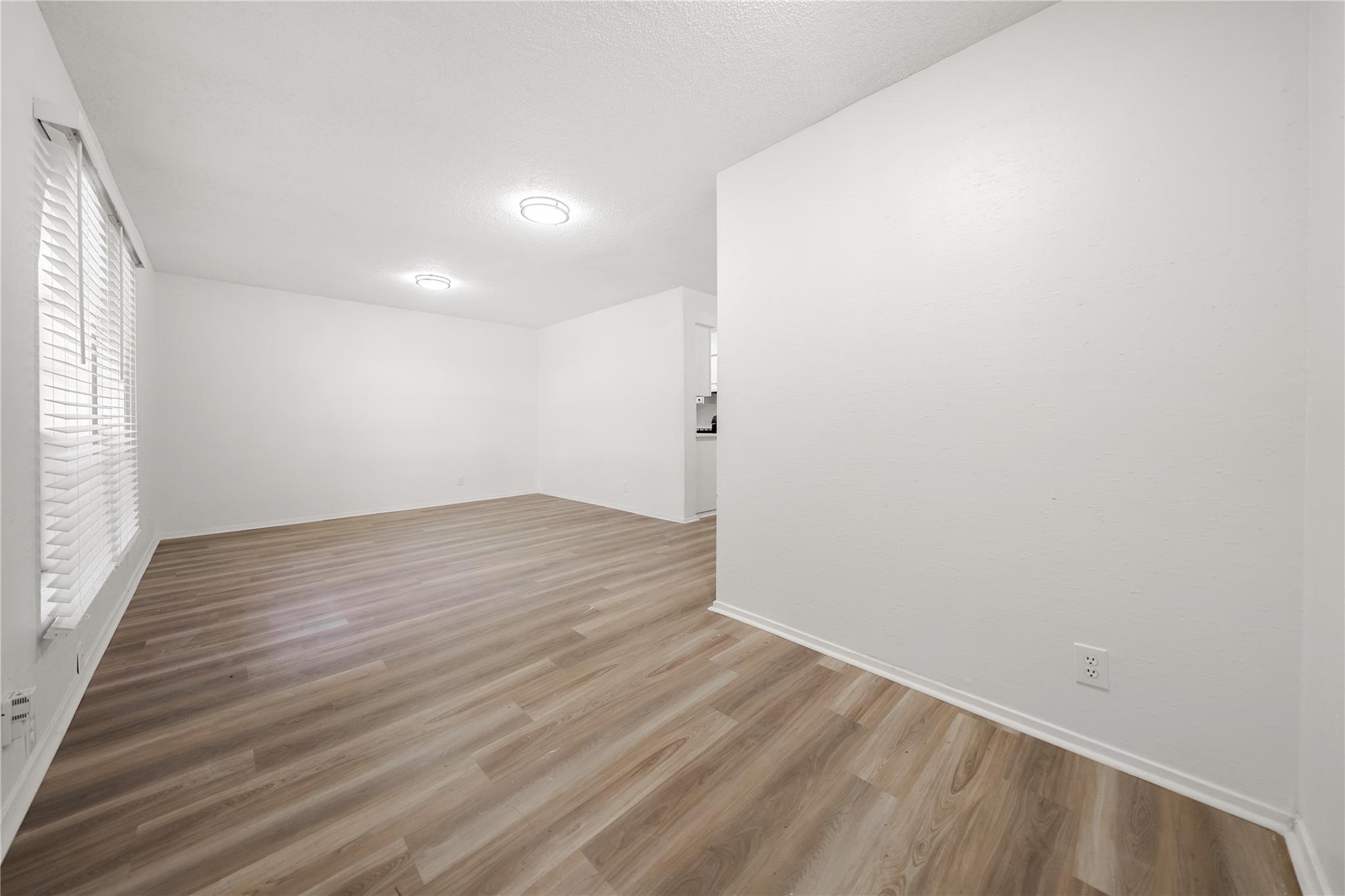 101 E 33rd St # 208, Austin, TX 78705