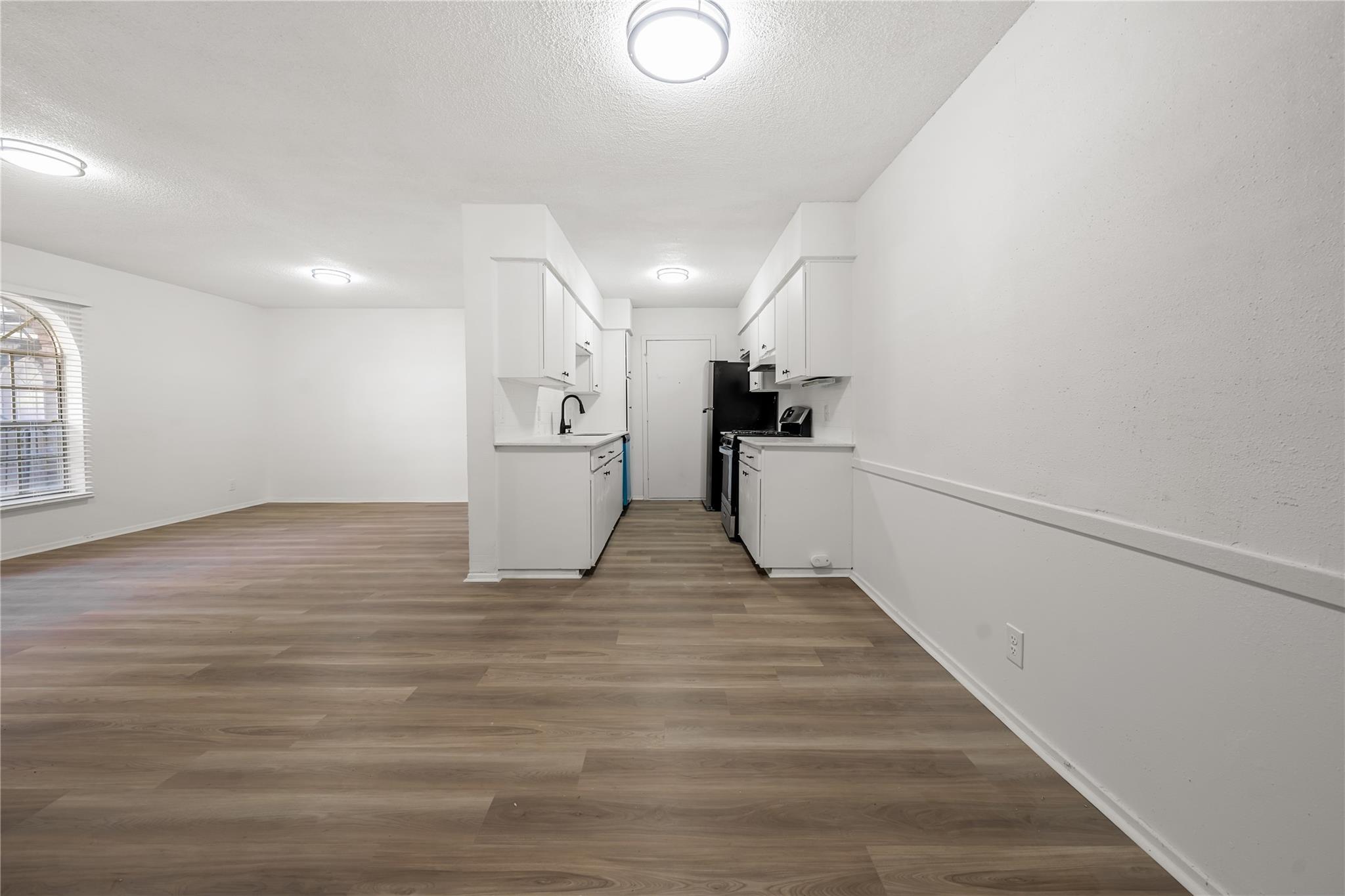 101 E 33rd St # 208, Austin, TX 78705