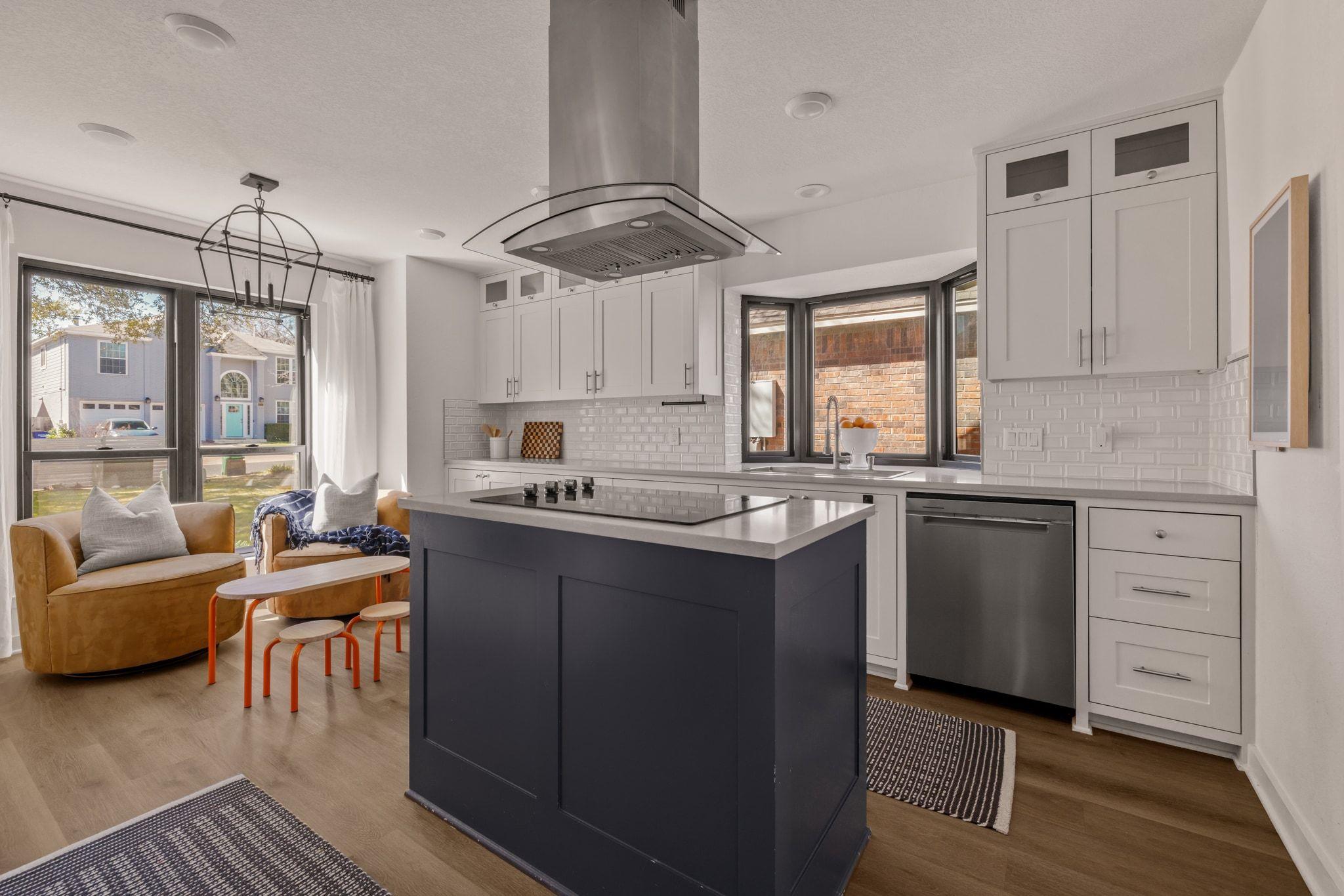 6012 La Naranja Ln, Austin, TX 78749