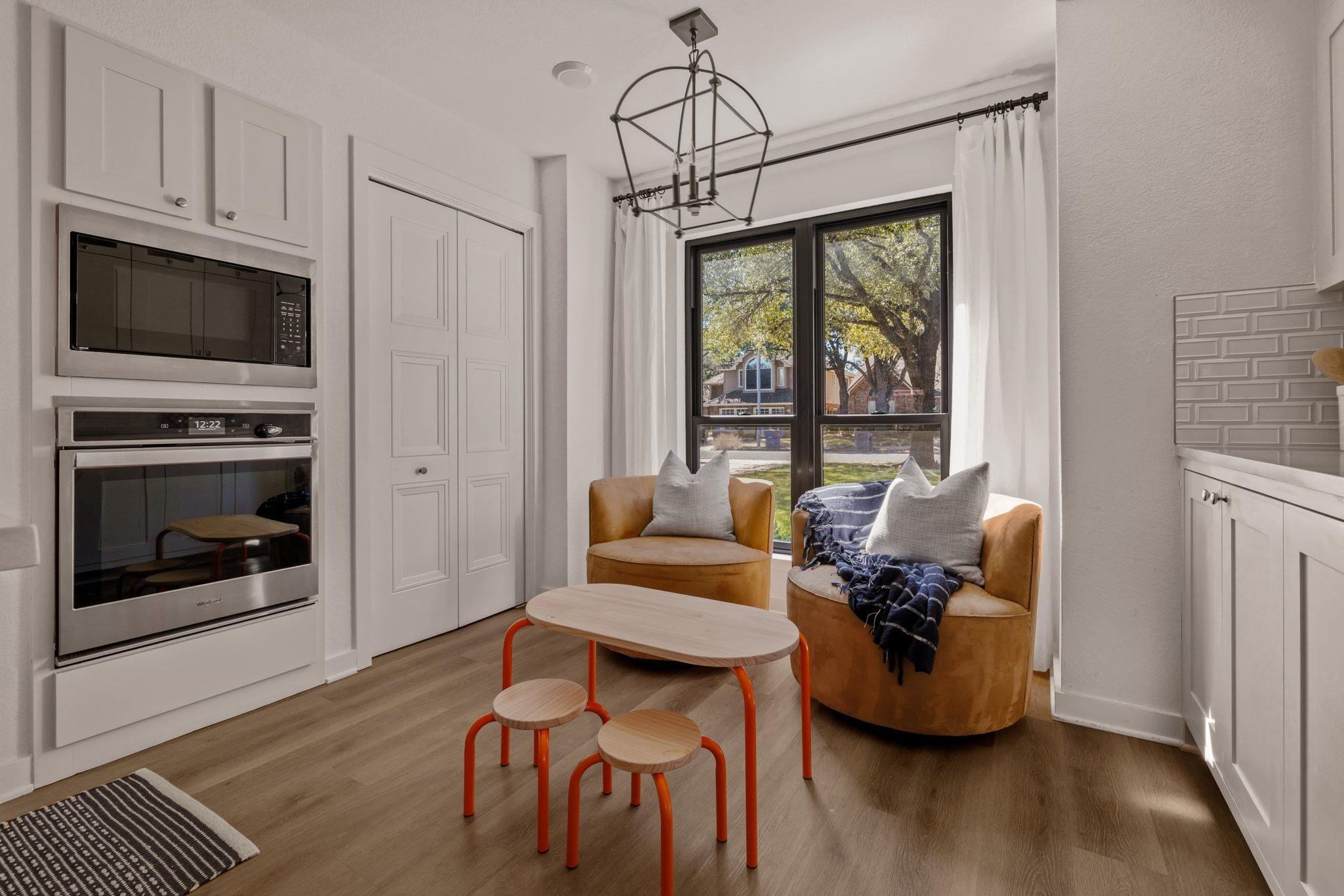 6012 La Naranja Ln, Austin, TX 78749