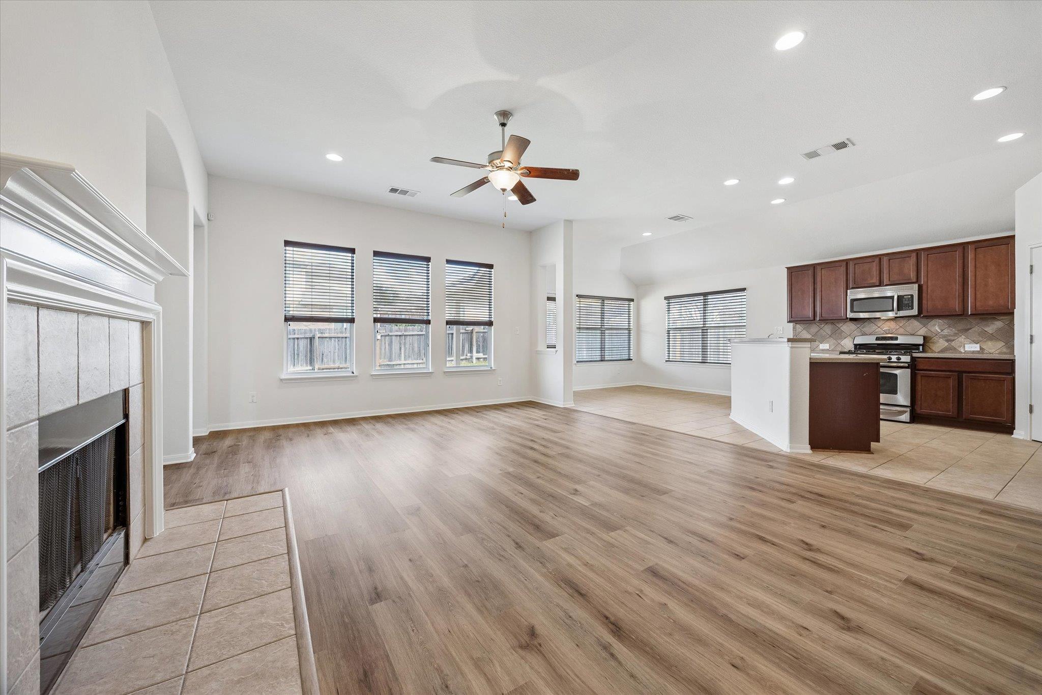 1305 Clary Sage Loop, Round Rock, TX 78665