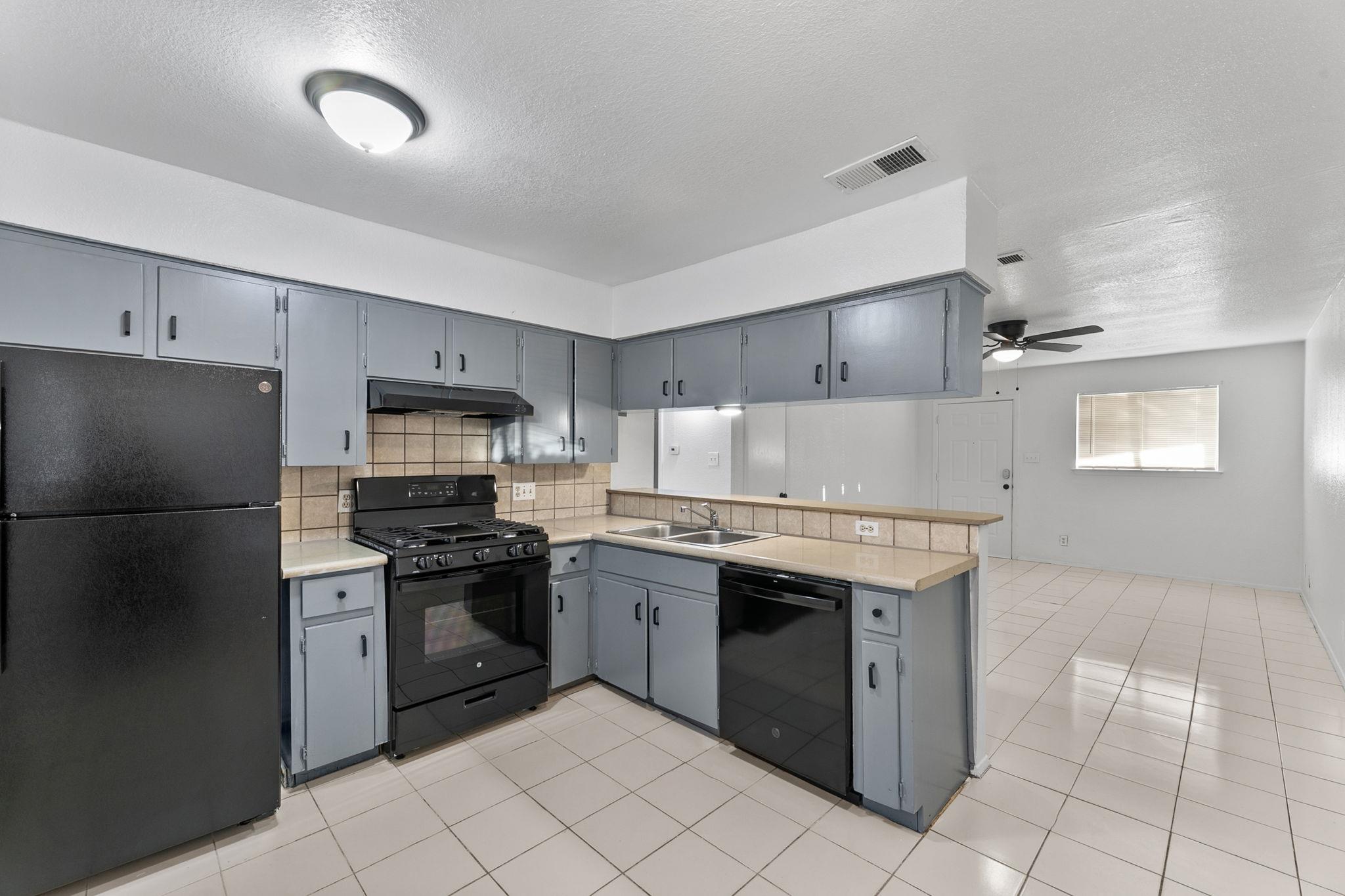 11103 RENEL Dr # B, Austin, TX 78758