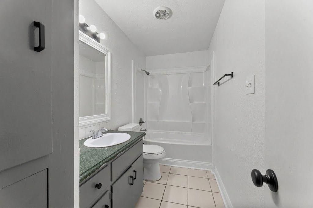 11103 RENEL Dr # B, Austin, TX 78758