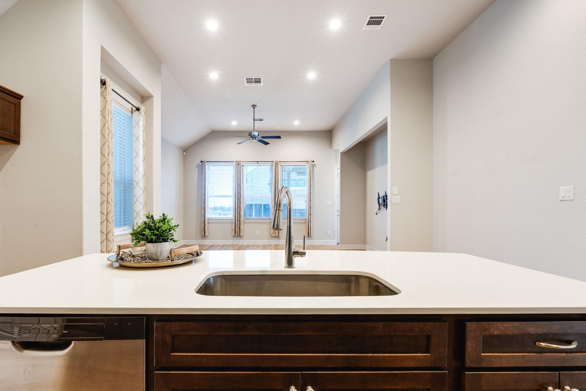 5712 Anaheim Ave, Pflugerville, TX 78660