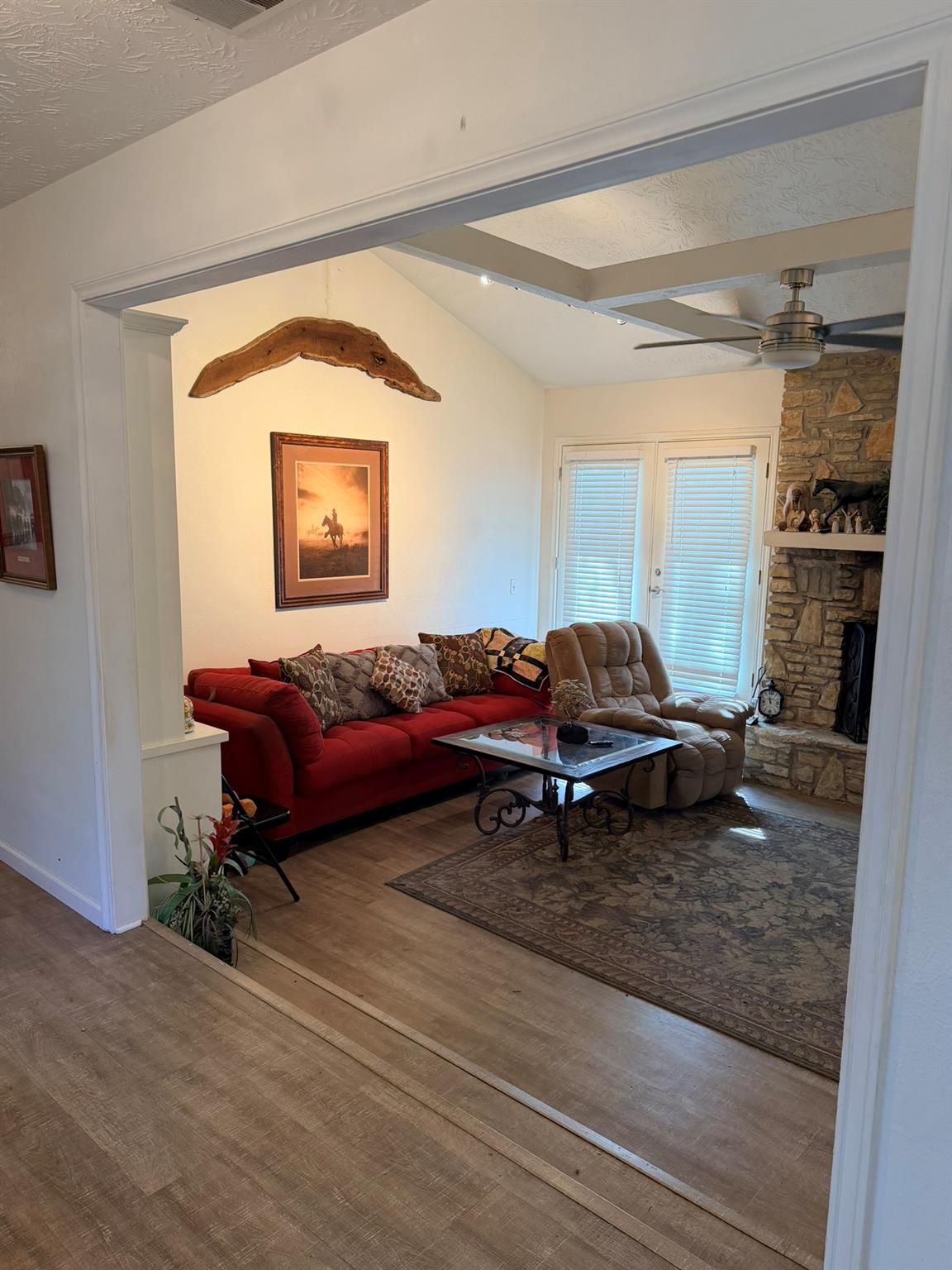 2 Acacia Dr, Wimberley, TX 78676