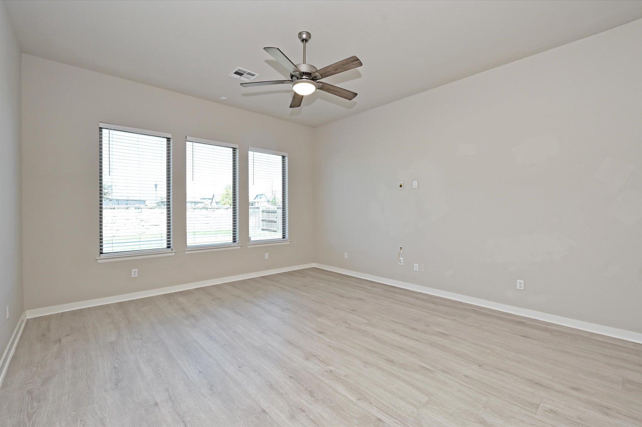 469 Coyote Creek Way, Kyle, TX 78640