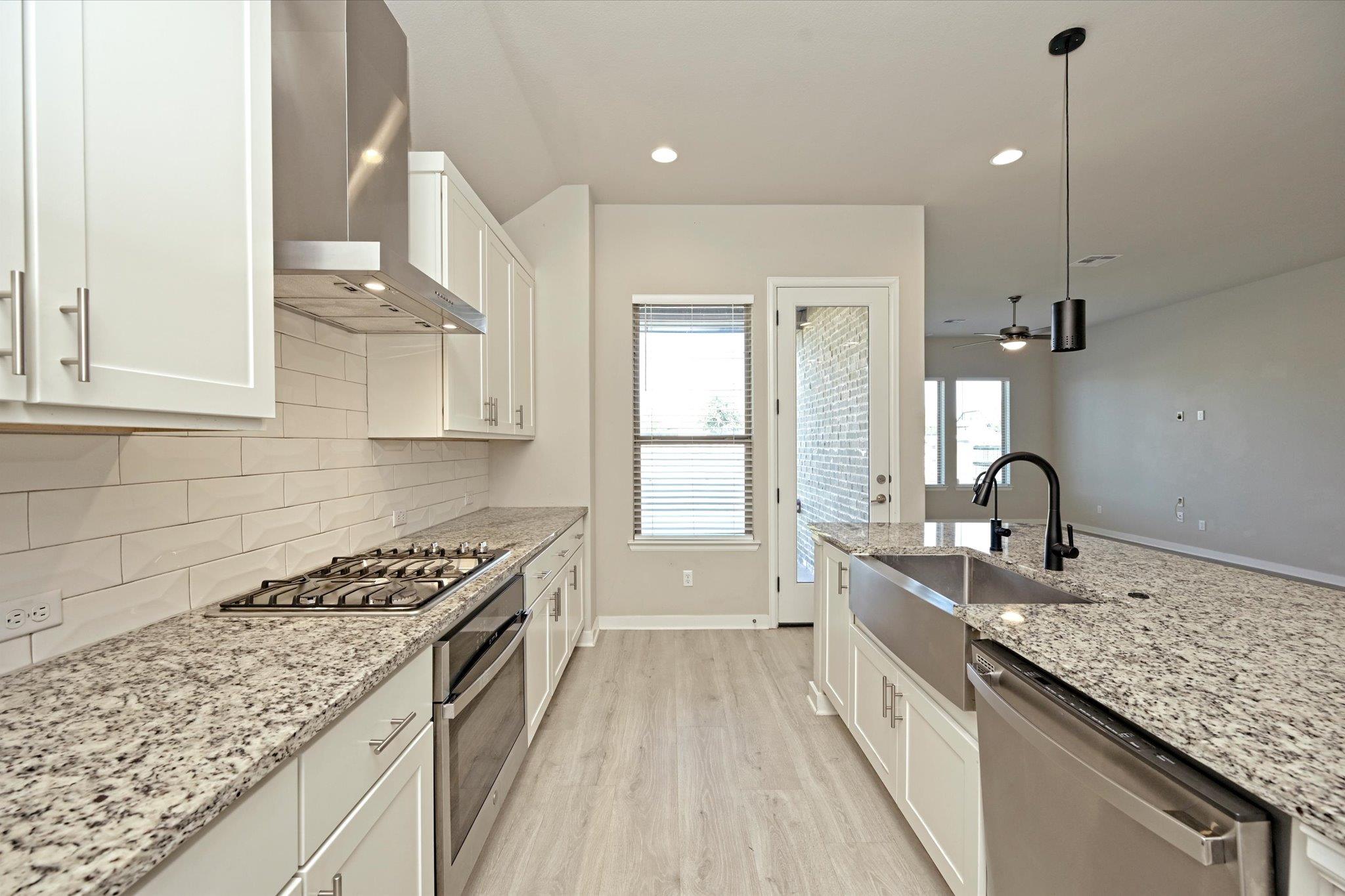 469 Coyote Creek Way, Kyle, TX 78640