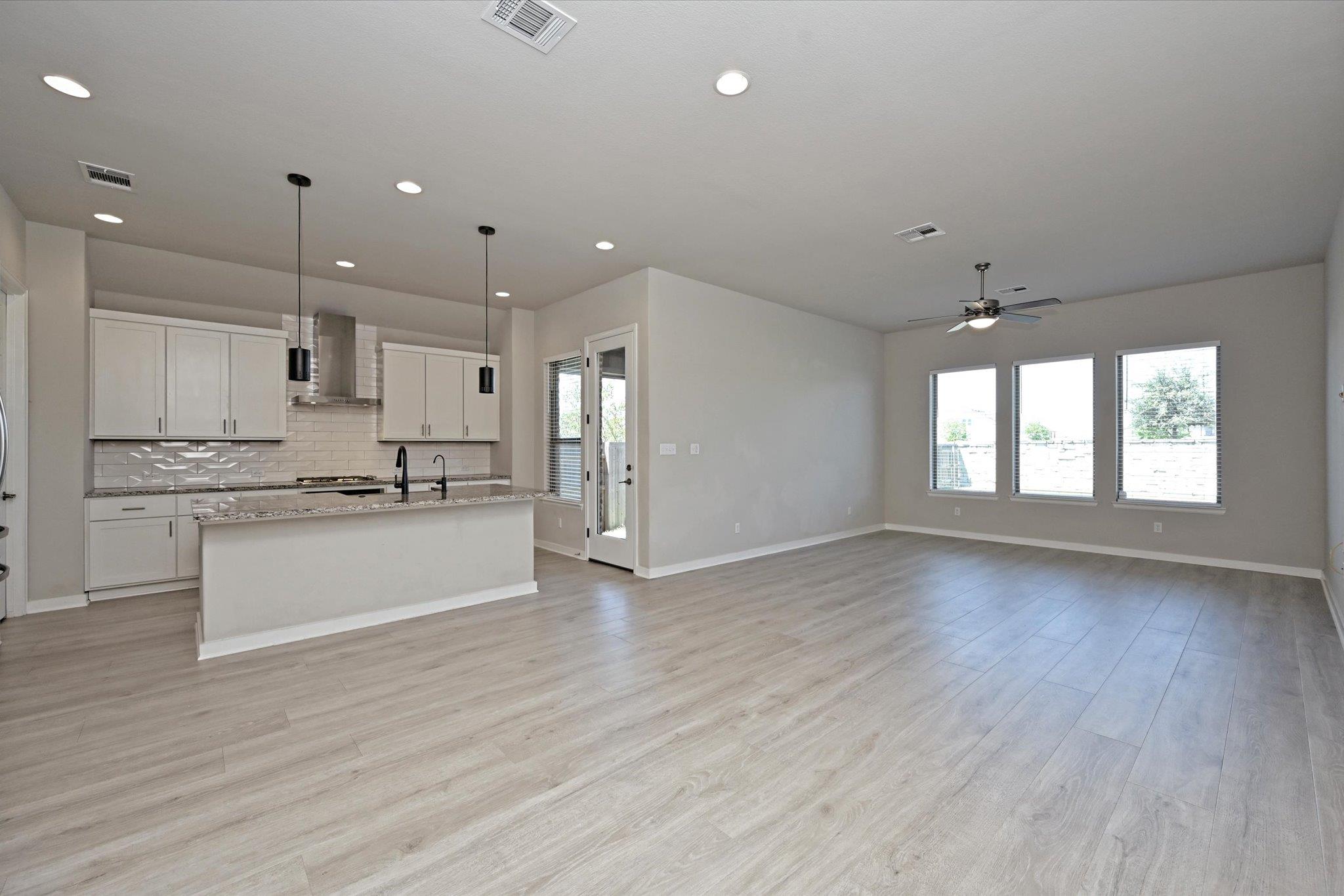 469 Coyote Creek Way, Kyle, TX 78640