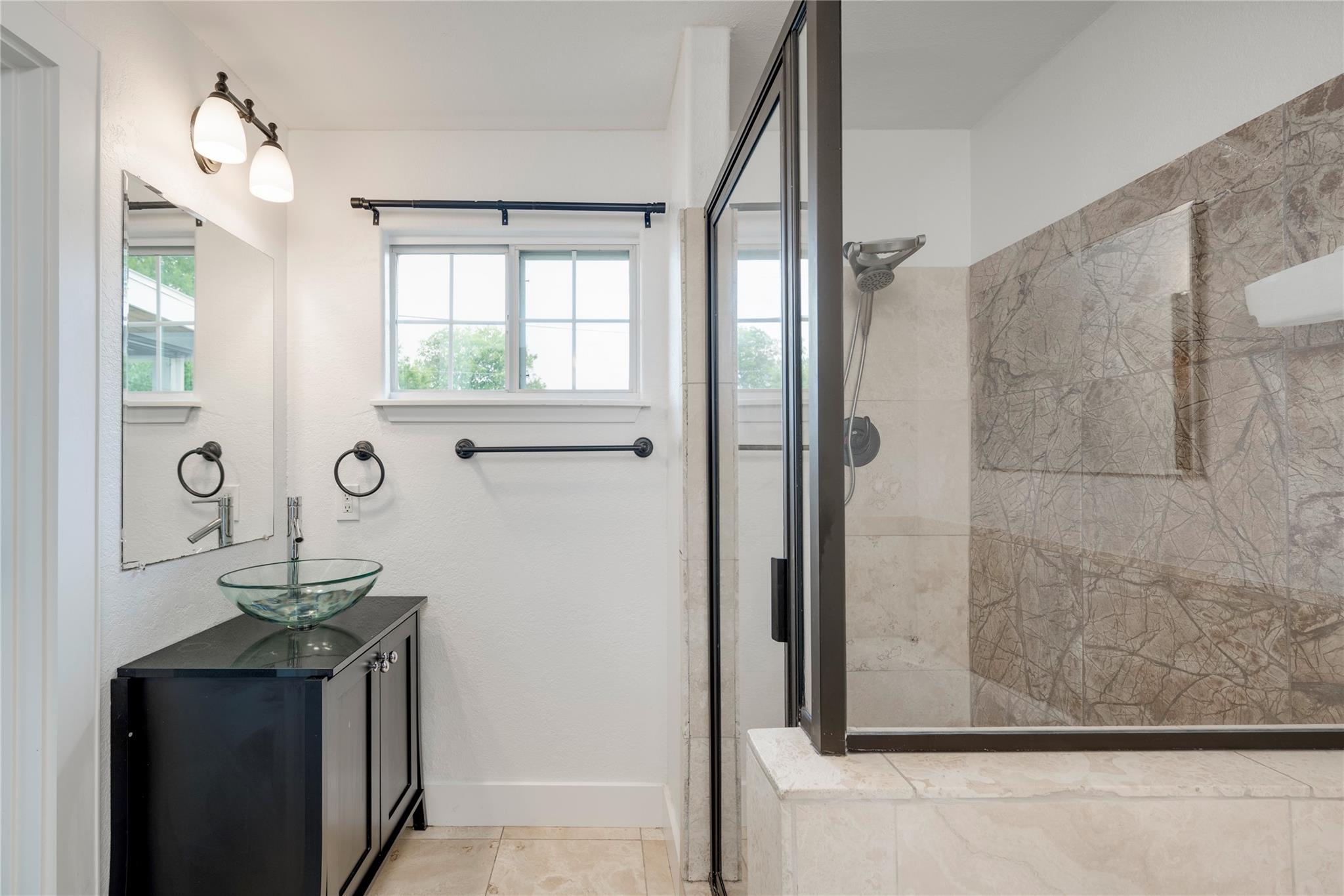 6406 Haney Dr, Austin, TX 78723