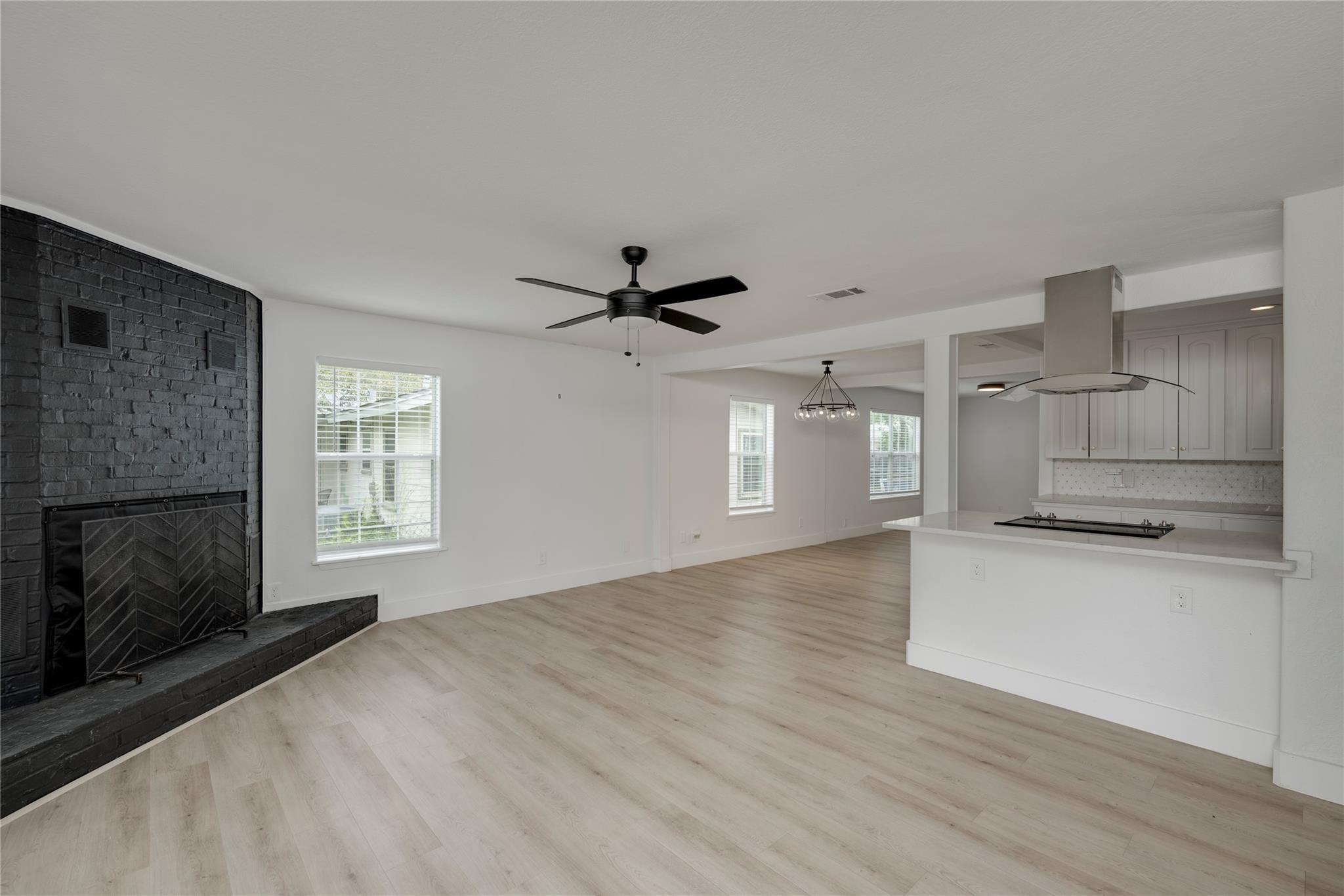 6406 Haney Dr, Austin, TX 78723