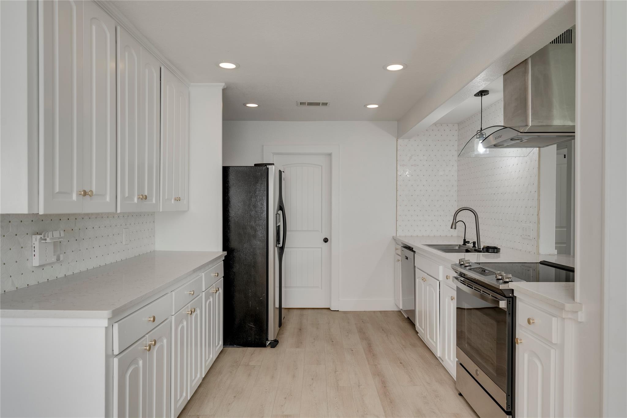 6406 Haney Dr, Austin, TX 78723