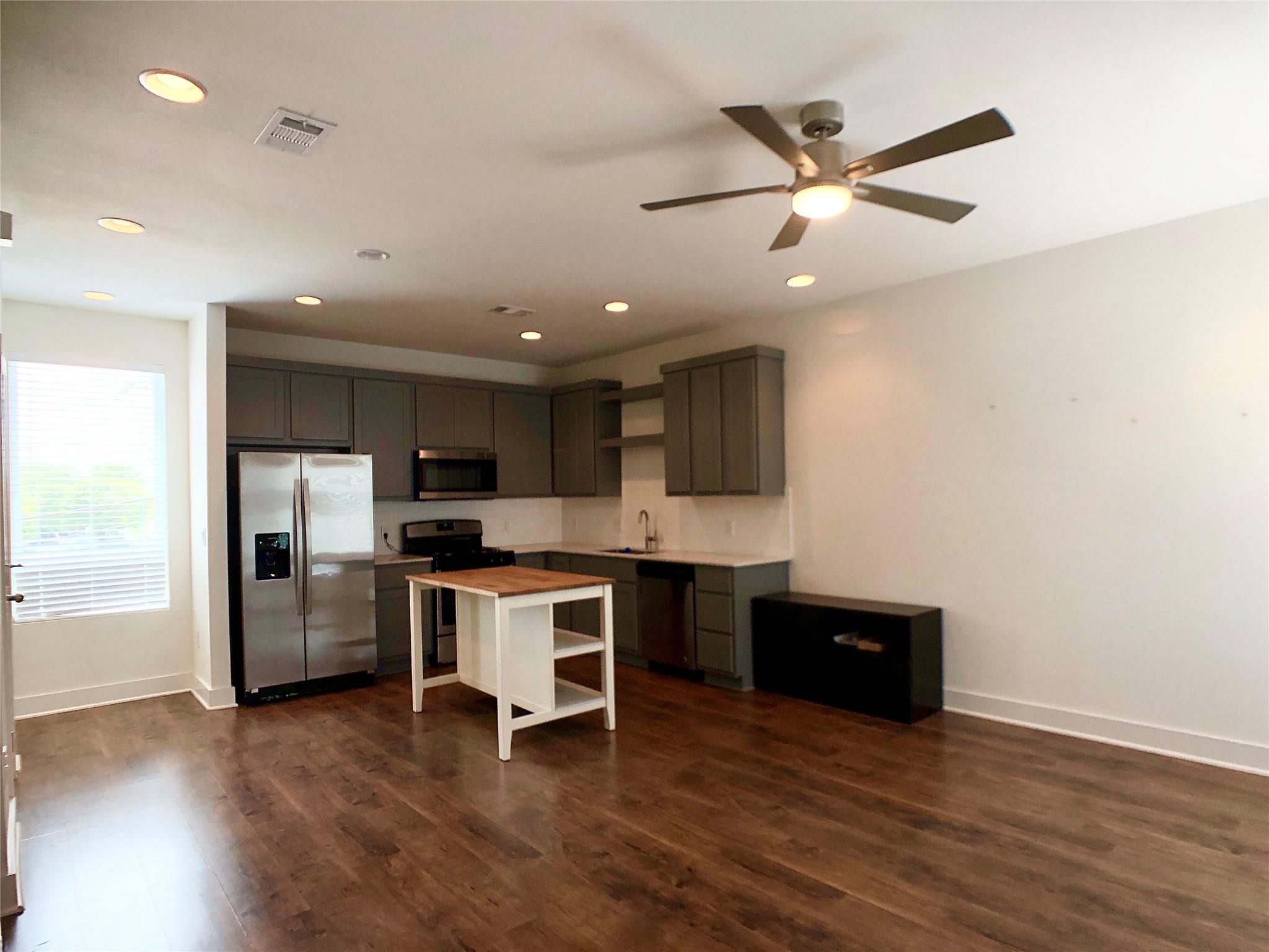 3007 E 12th St # 2, Austin, TX 78702