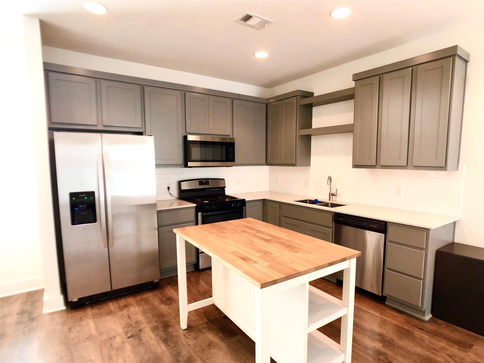 3007 E 12th St # 2, Austin, TX 78702