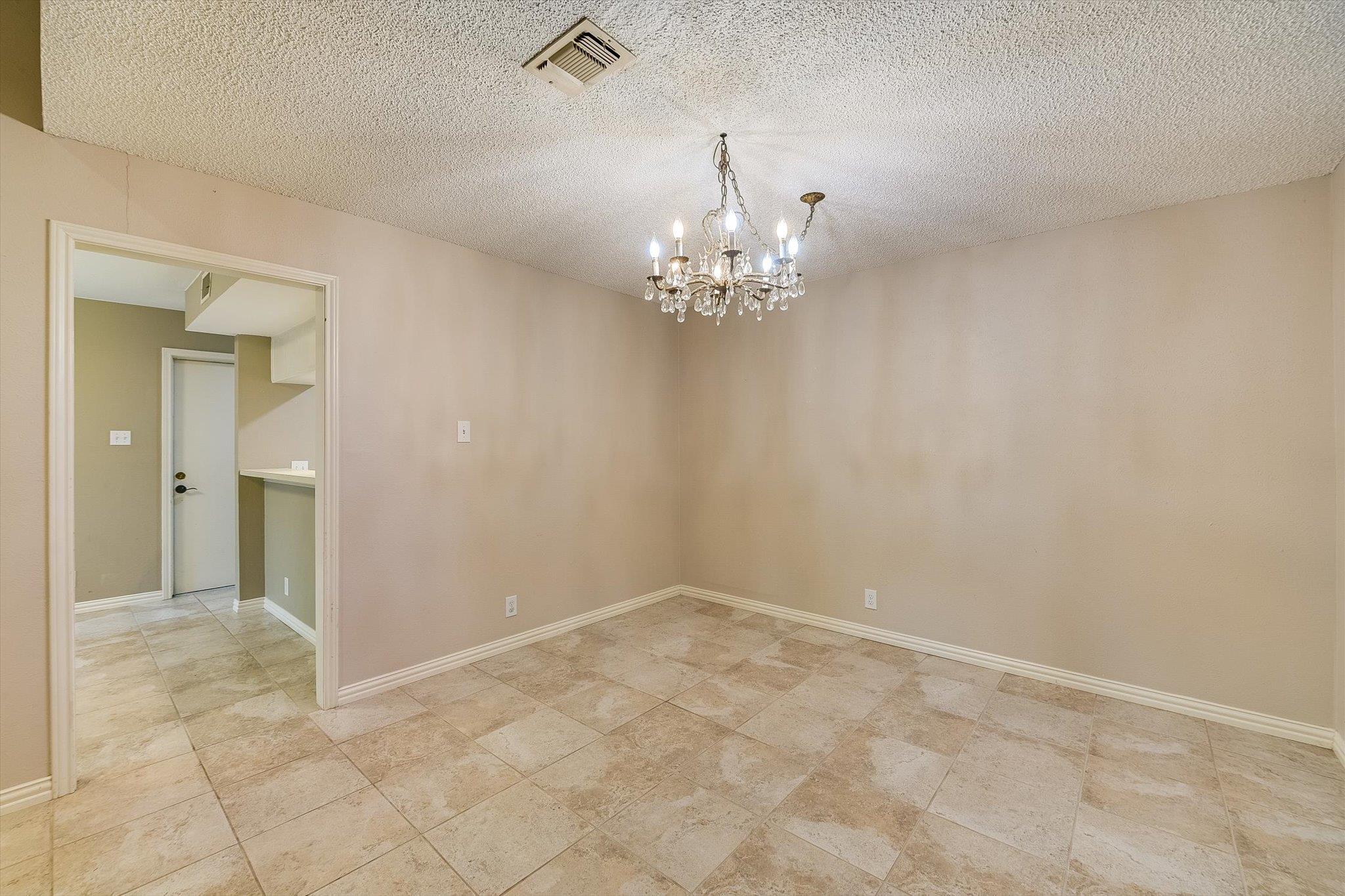 7919 Ridgeline Dr N, Austin, TX 78731