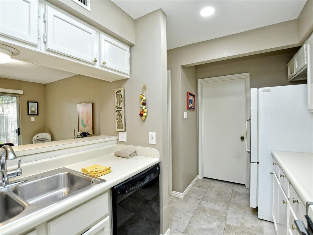 7919 Ridgeline Dr N, Austin, TX 78731