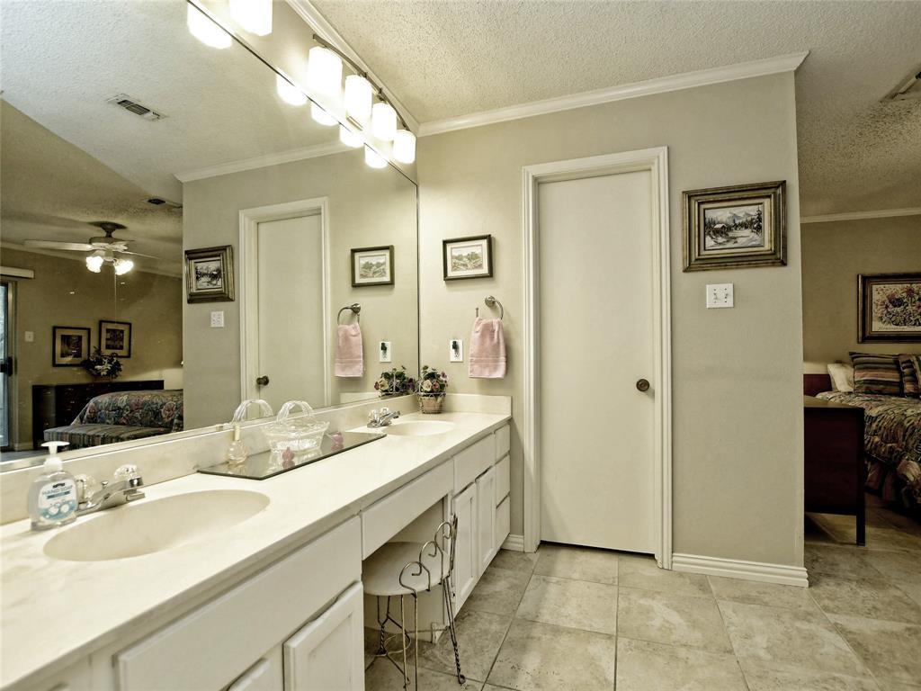 7919 Ridgeline Dr N, Austin, TX 78731