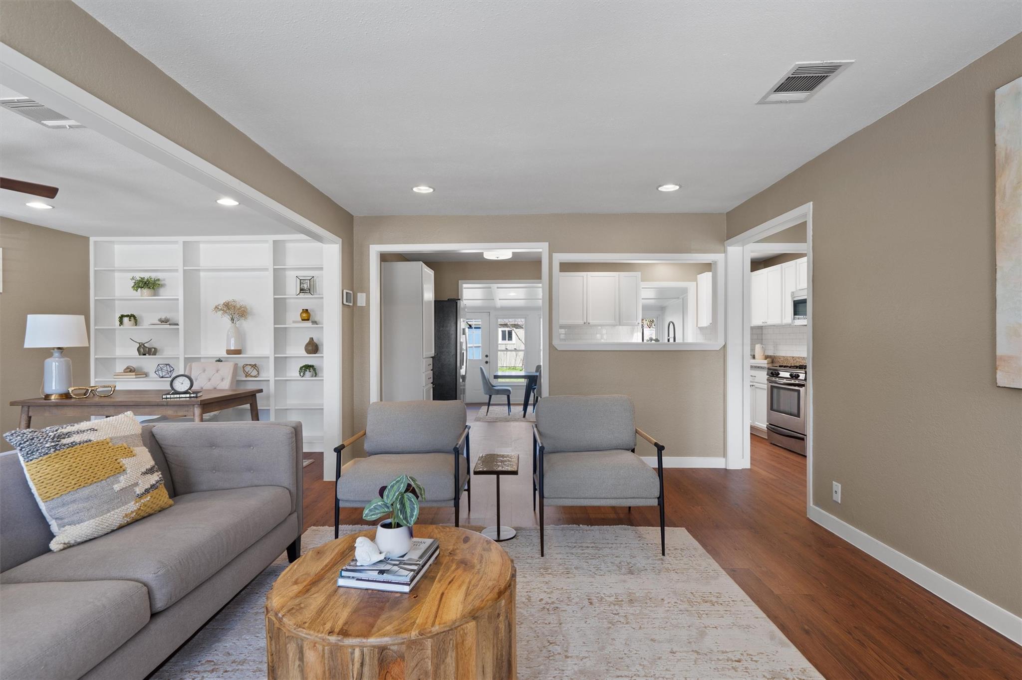 1904 Morrow St, Austin, TX 78757