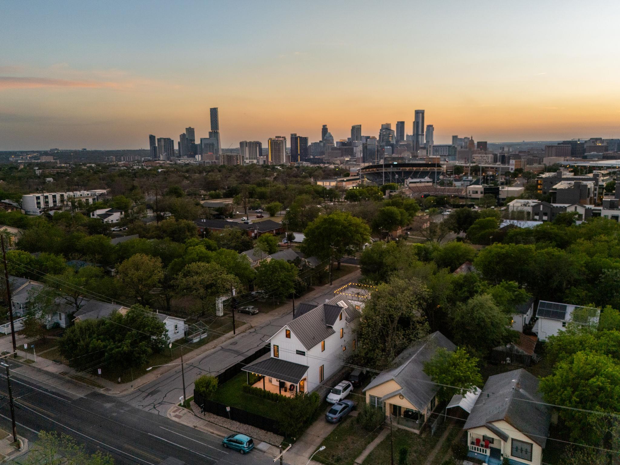 2100 Chicon St, Austin, TX 78722