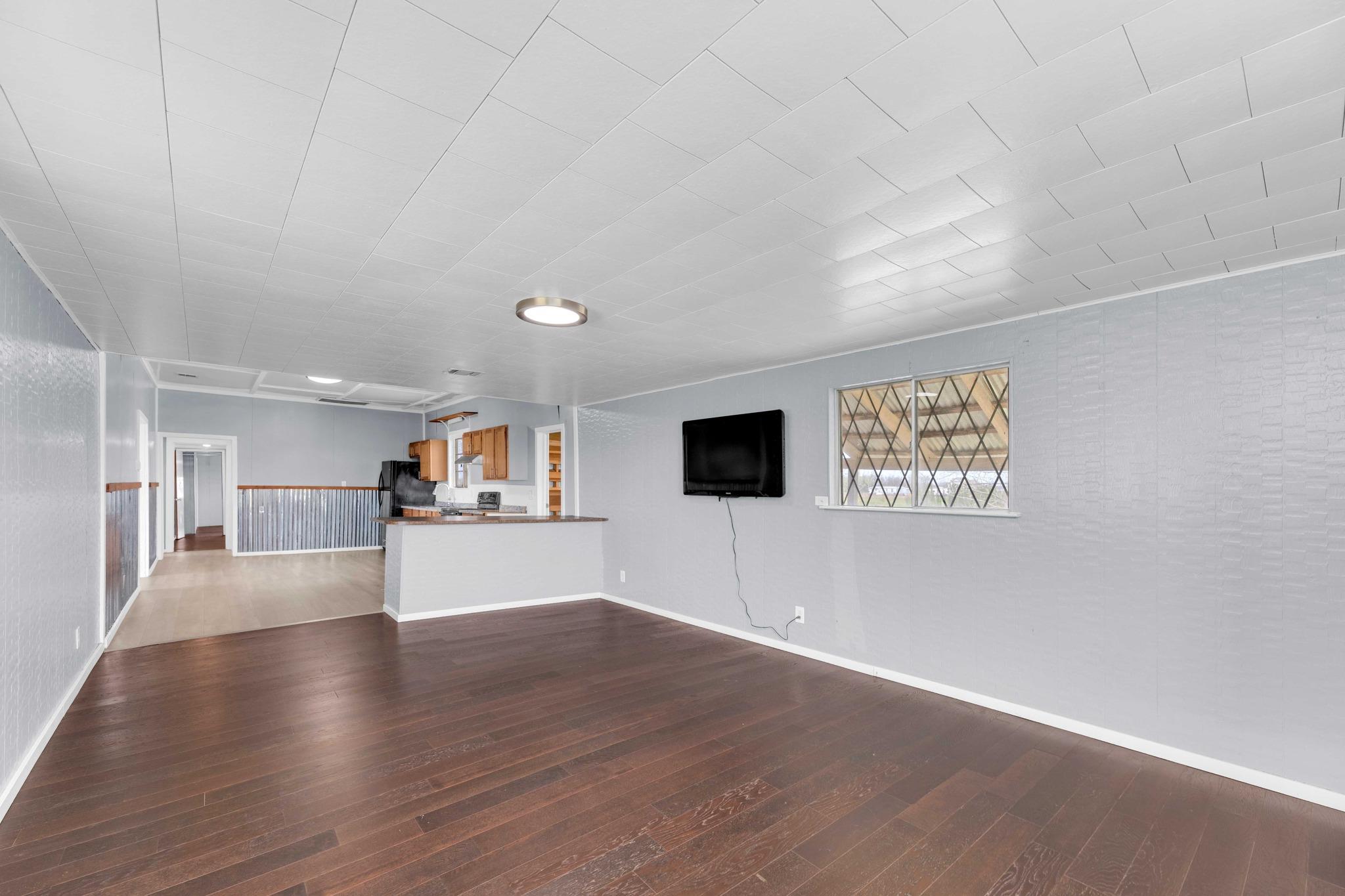 10001 Fm 1331, Taylor, TX 76574