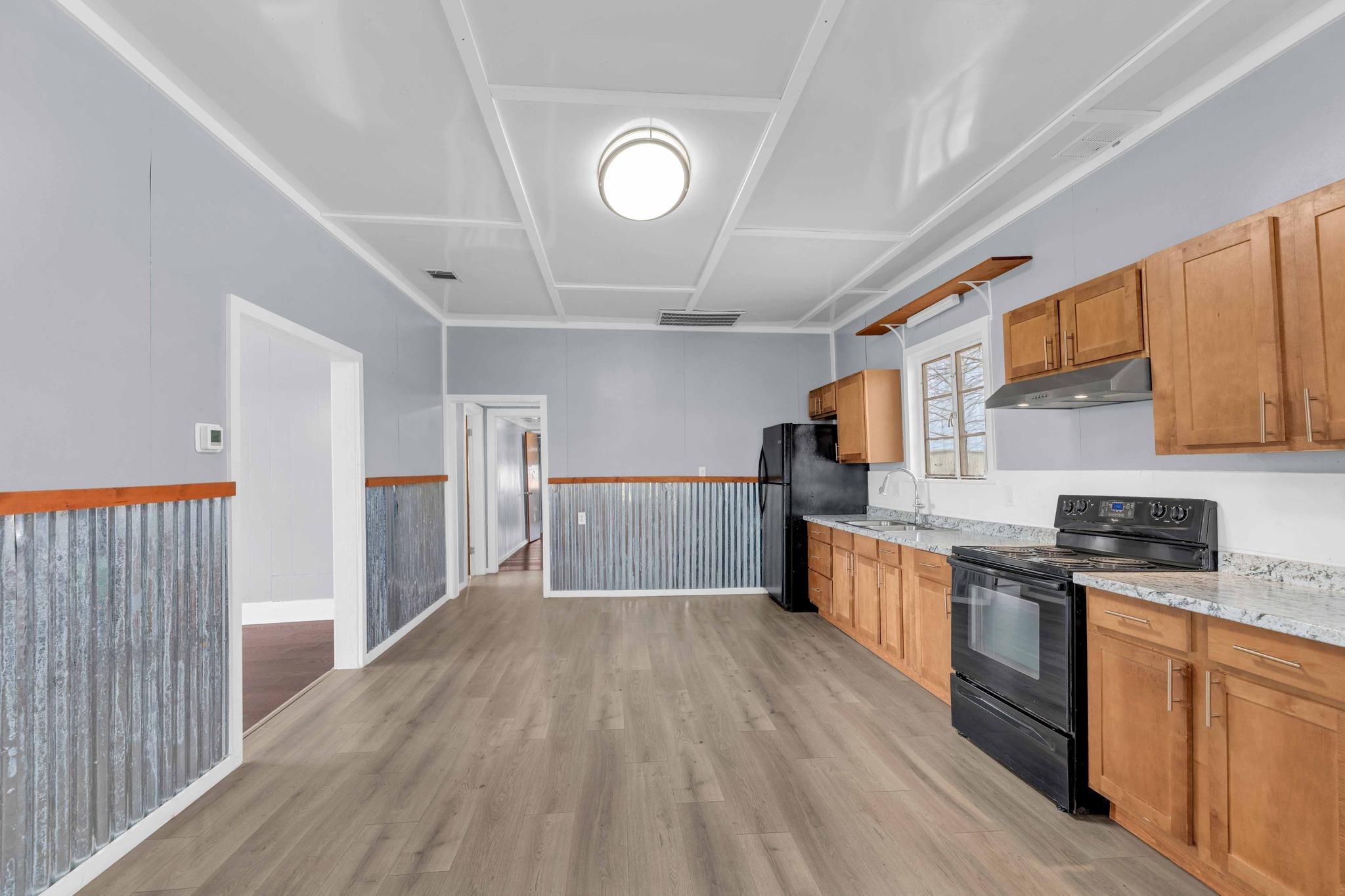 10001 Fm 1331, Taylor, TX 76574