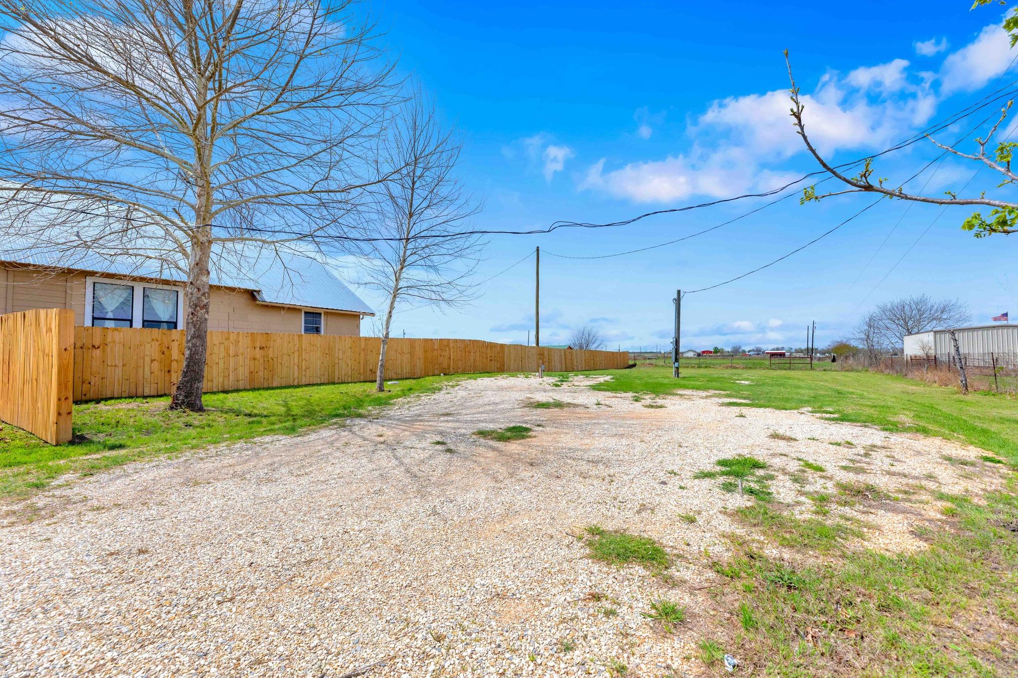 10001 Fm 1331, Taylor, TX 76574