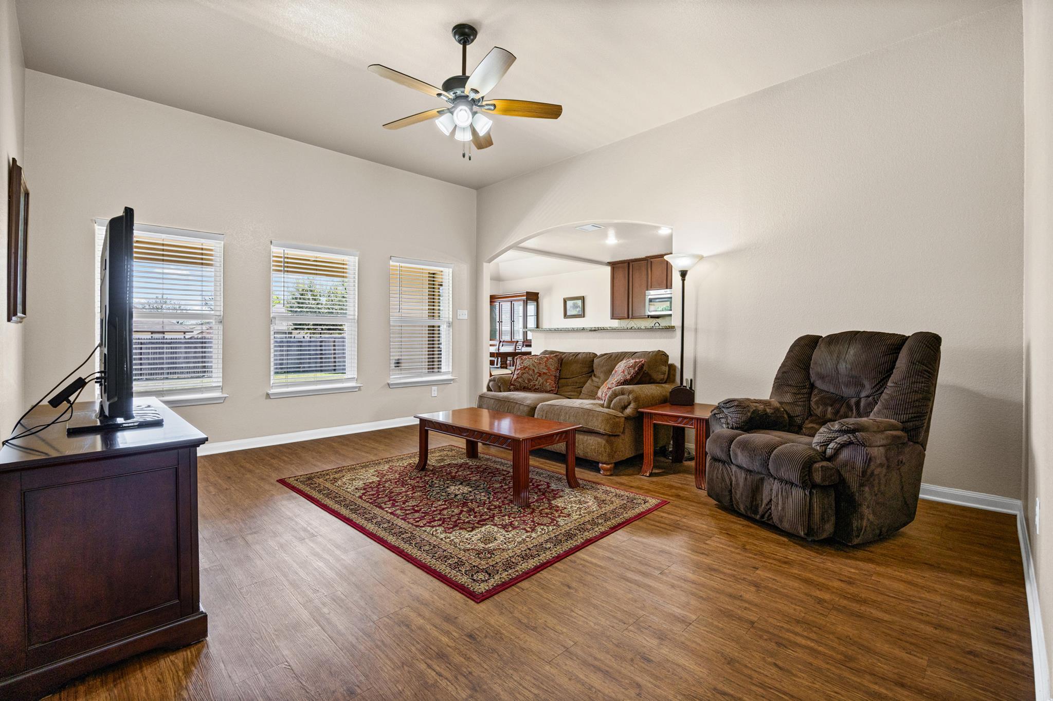 1205 Twin Estates Dr, Kyle, TX 78640