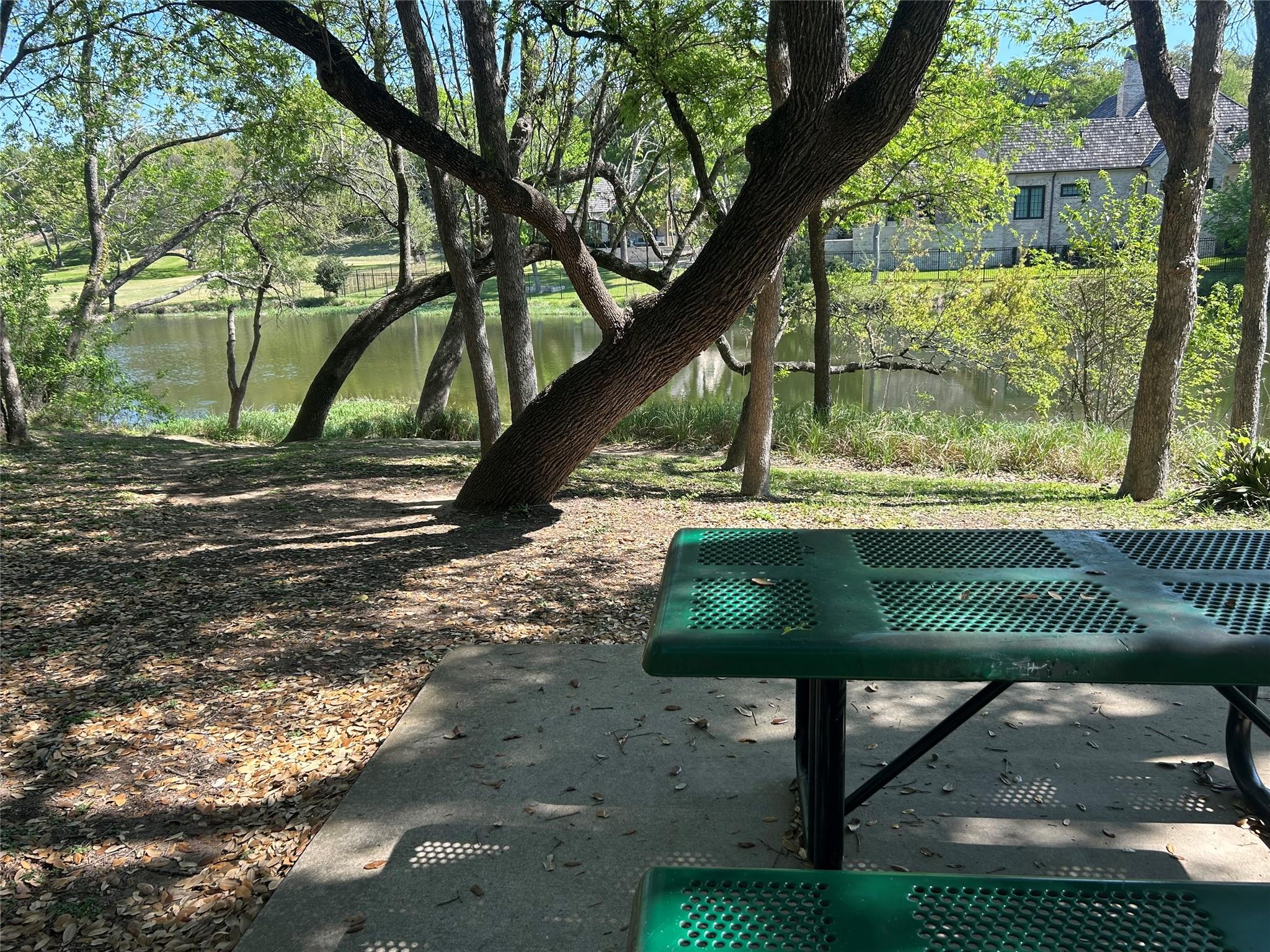 320 Ridgecrest Rd, Georgetown, TX 78628