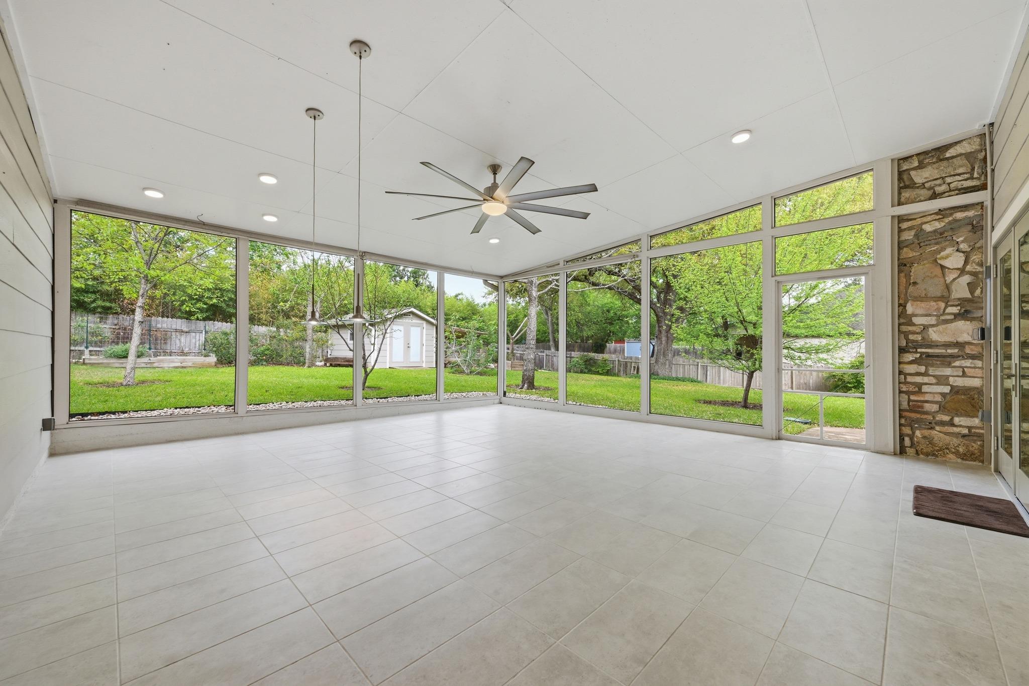 320 Ridgecrest Rd, Georgetown, TX 78628