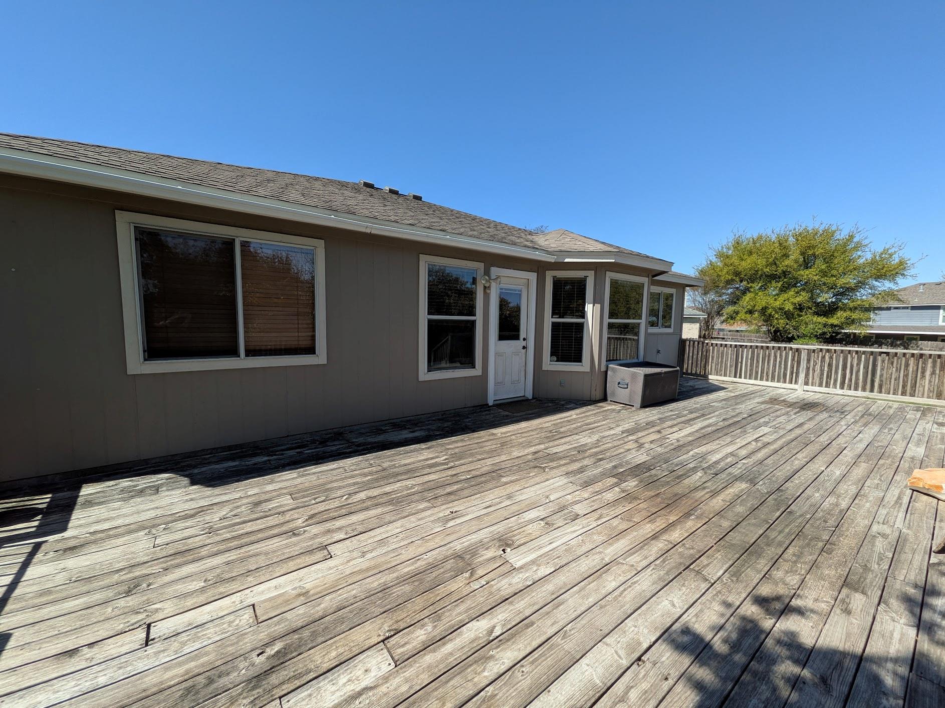 1800 Twisted Oak Dr, Leander, TX 78641