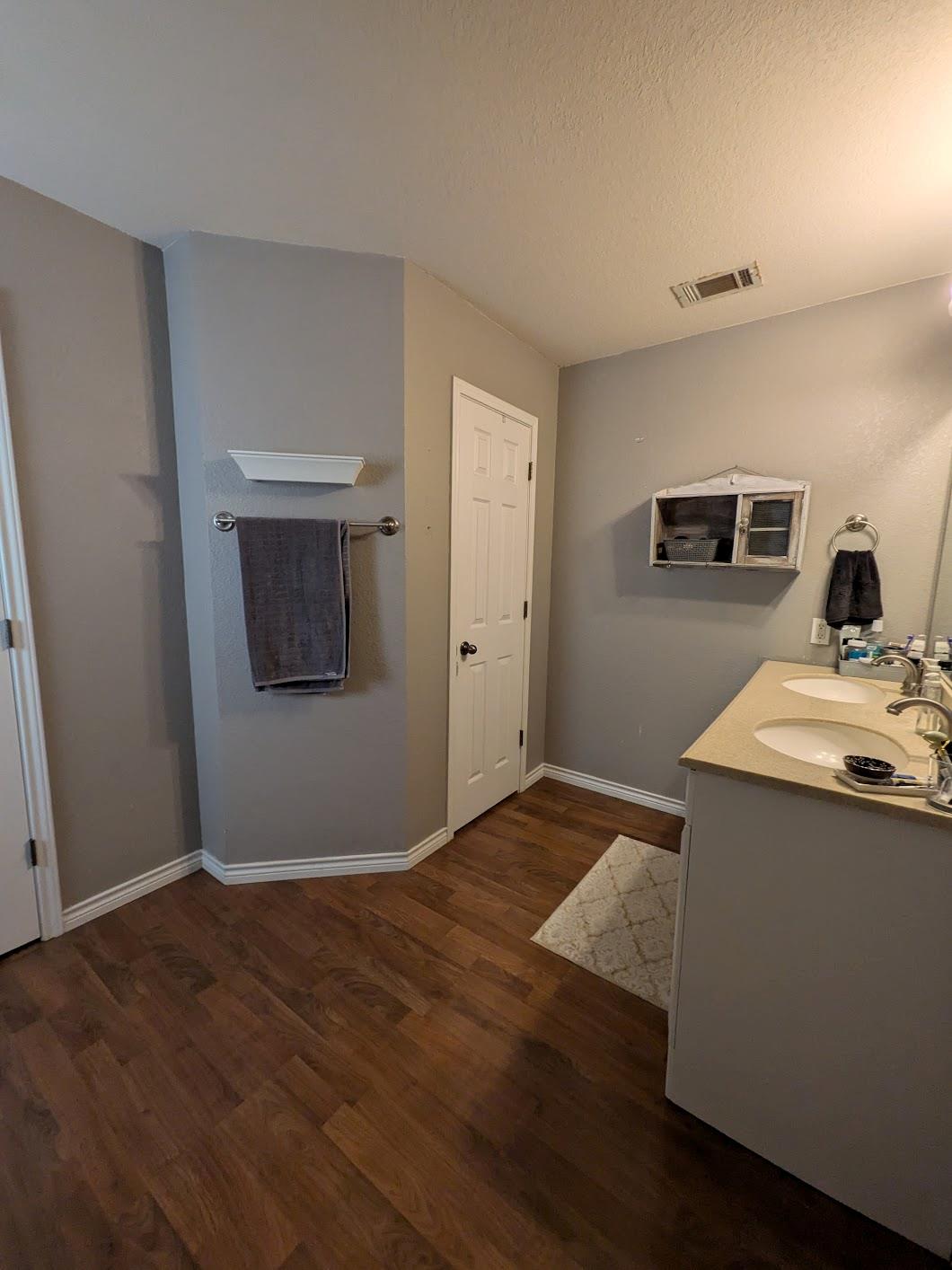 1800 Twisted Oak Dr, Leander, TX 78641