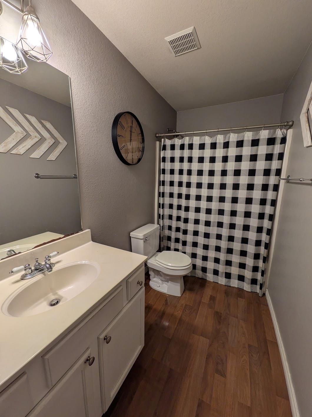 1800 Twisted Oak Dr, Leander, TX 78641