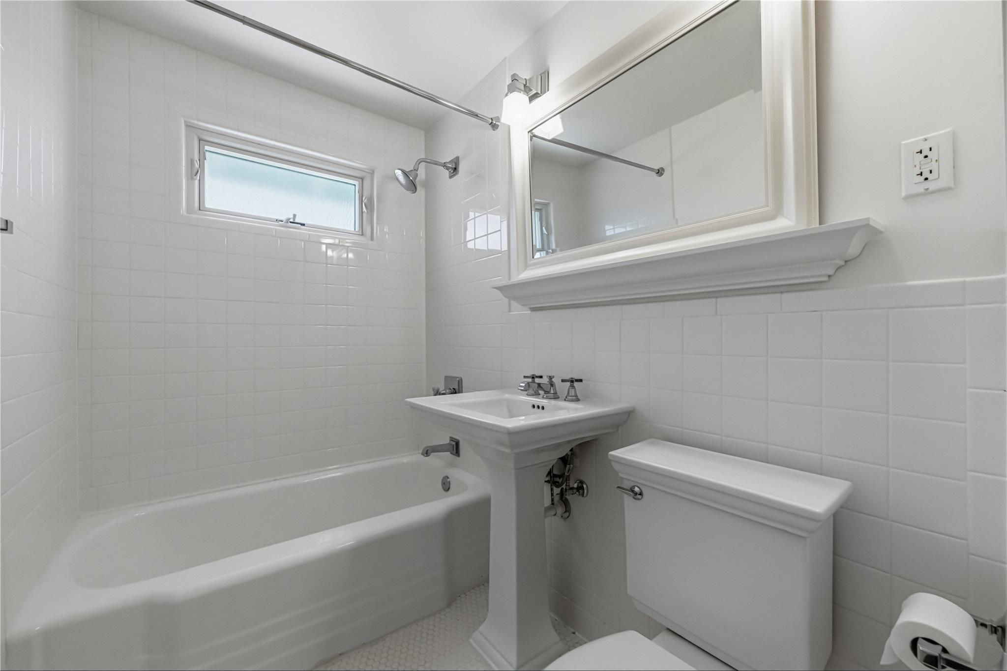 503 W Croslin St, Austin, TX 78752