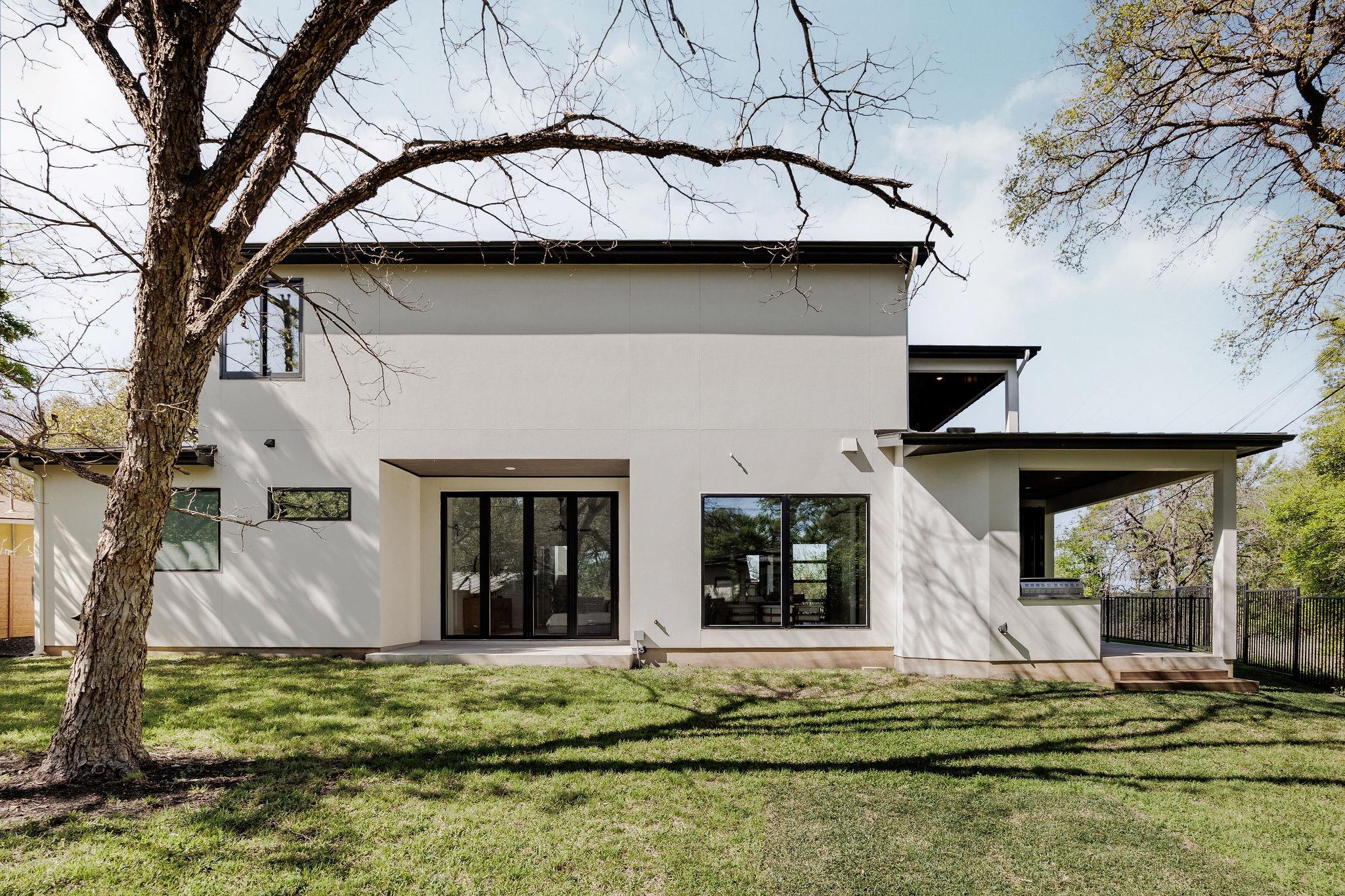 2504 Bluffview Dr, Austin, TX 78704