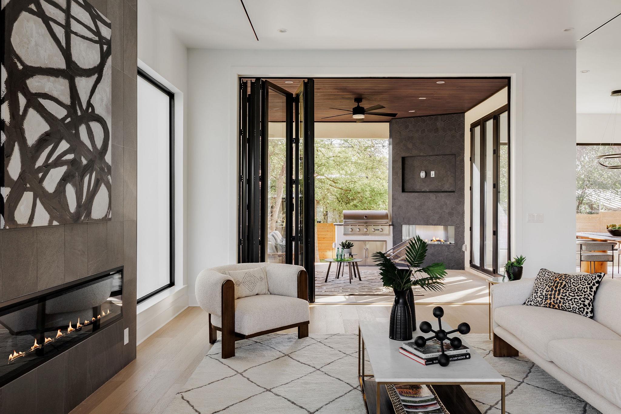 2504 Bluffview Dr, Austin, TX 78704