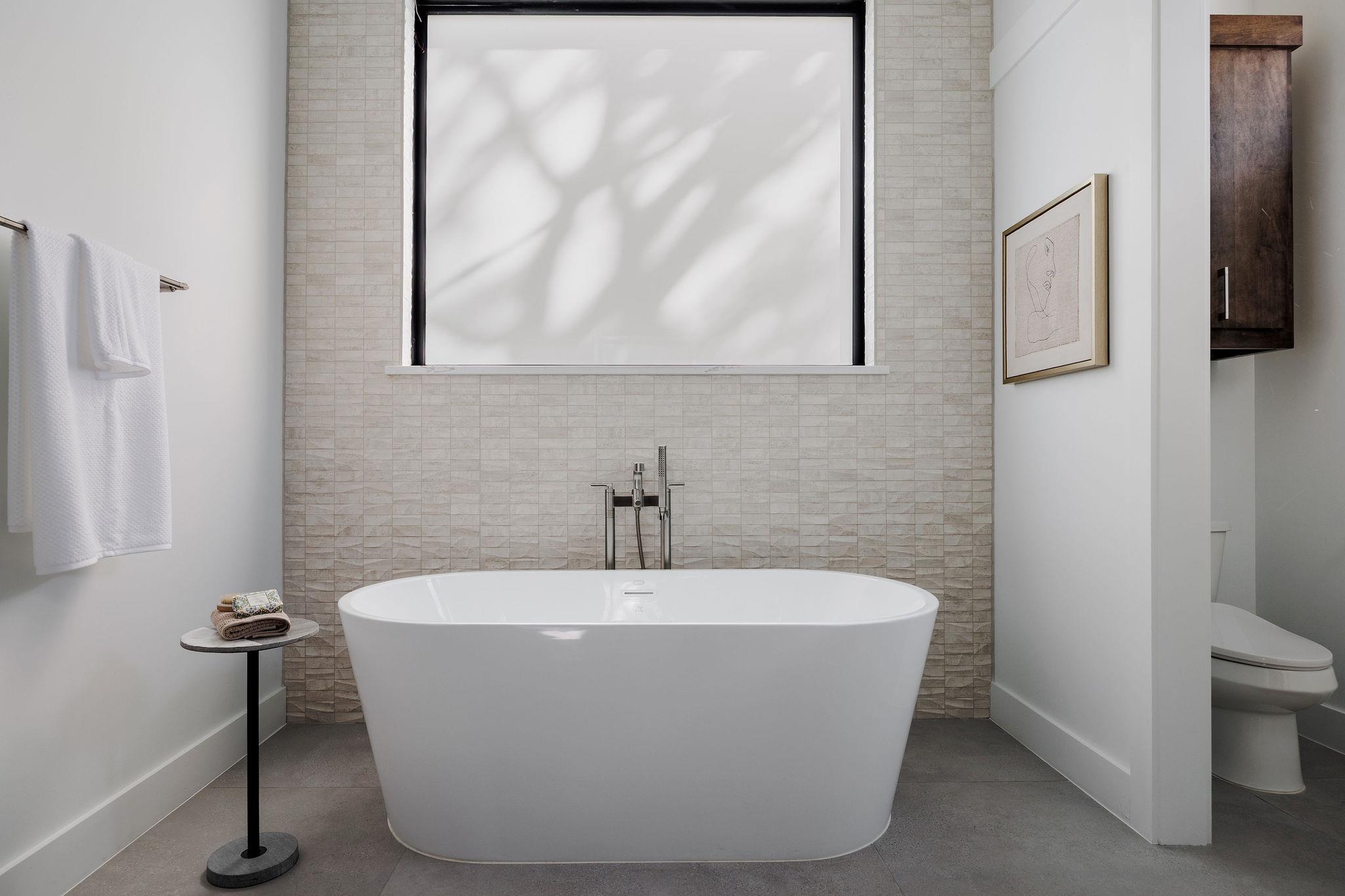 2504 Bluffview Dr, Austin, TX 78704