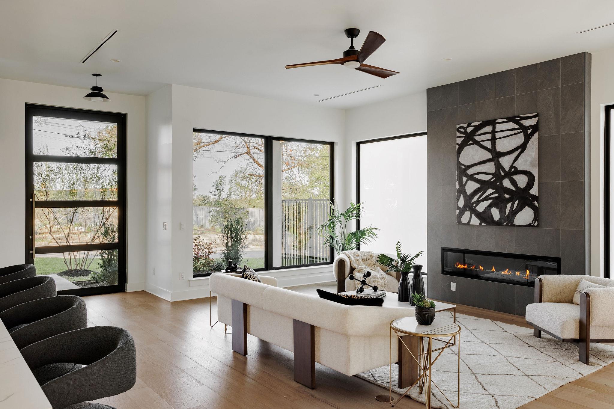 2504 Bluffview Dr, Austin, TX 78704