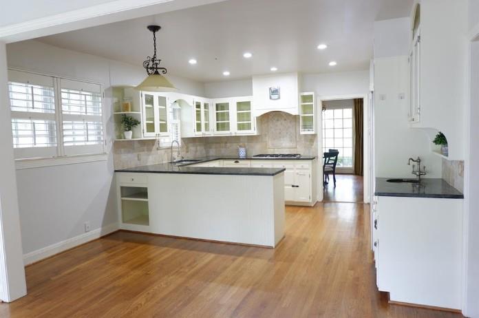 2203 Griswold Ln, Austin, TX 78703