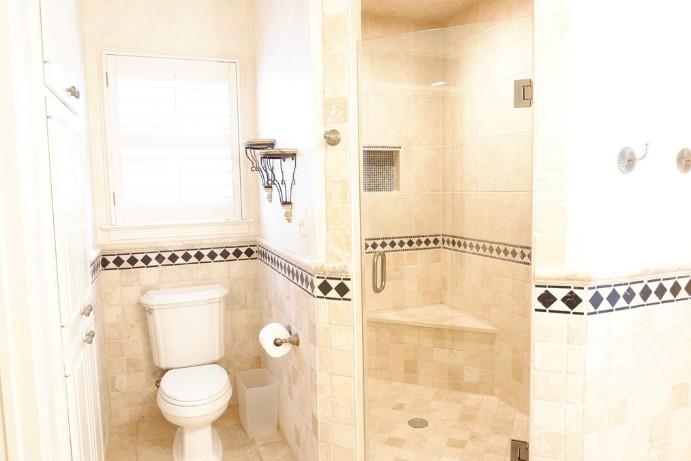 2203 Griswold Ln, Austin, TX 78703