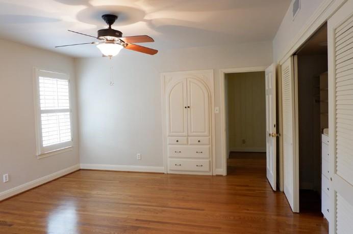 2203 Griswold Ln, Austin, TX 78703