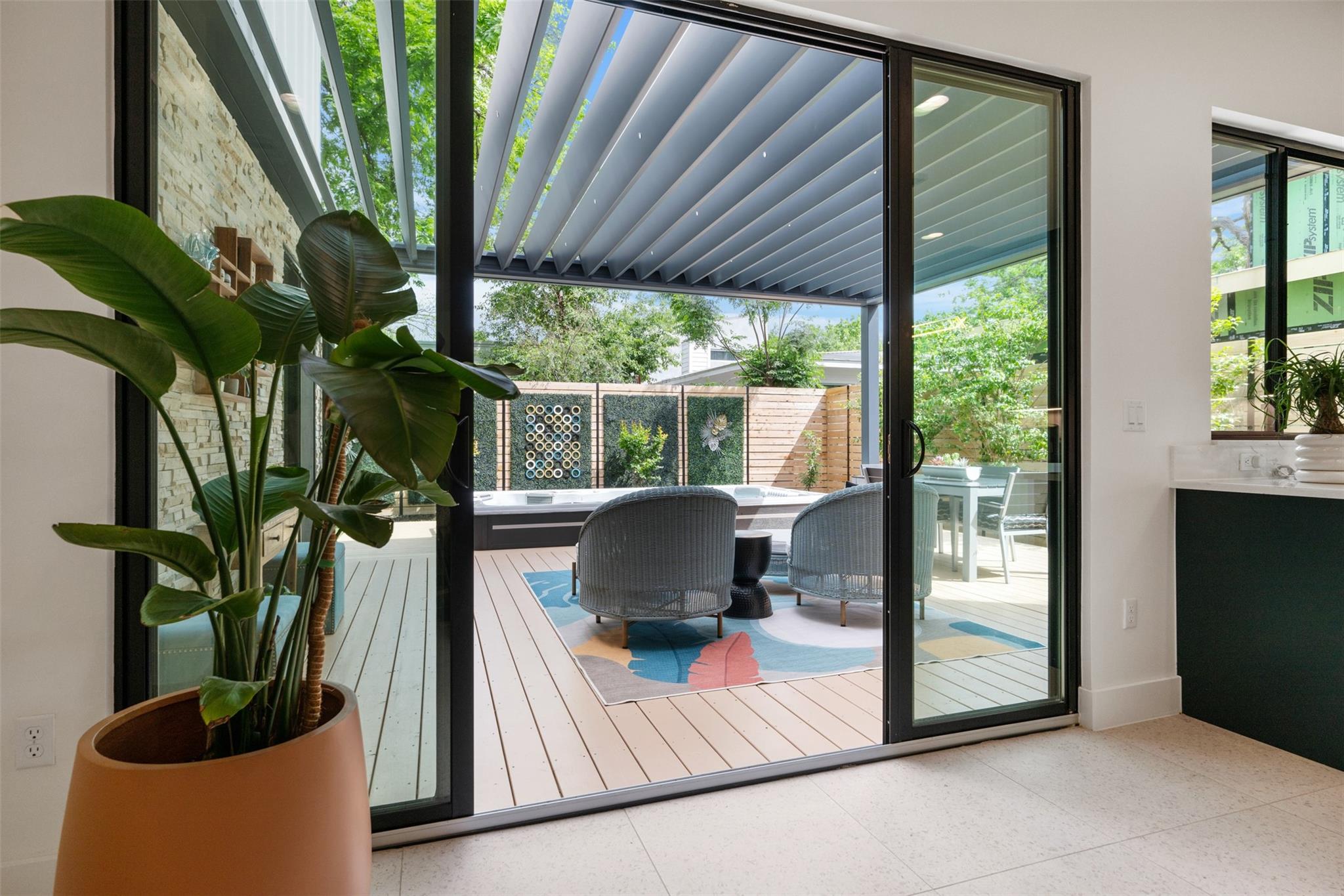 73 Julius St, Austin, TX 78702