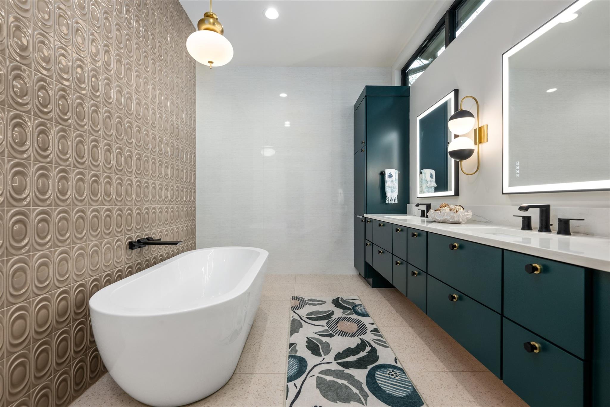 73 Julius St, Austin, TX 78702