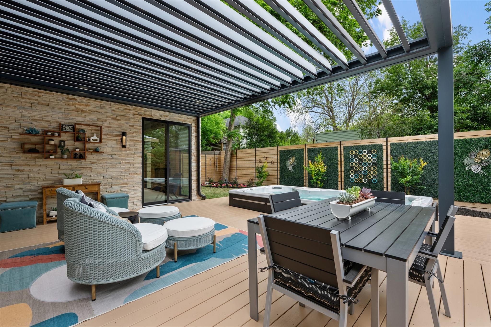 73 Julius St, Austin, TX 78702