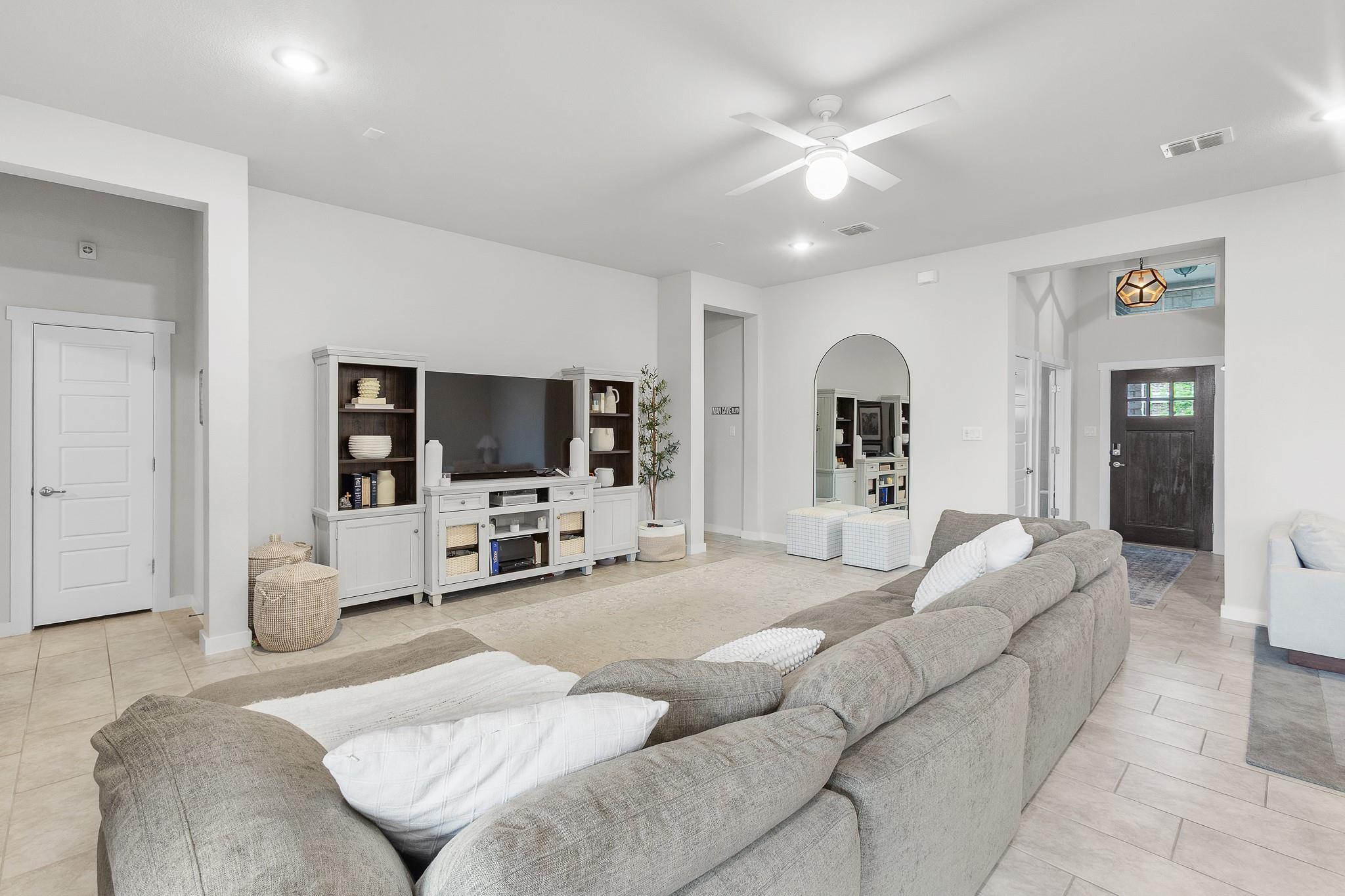 823 Dreisam, New Braunfels, TX 78130