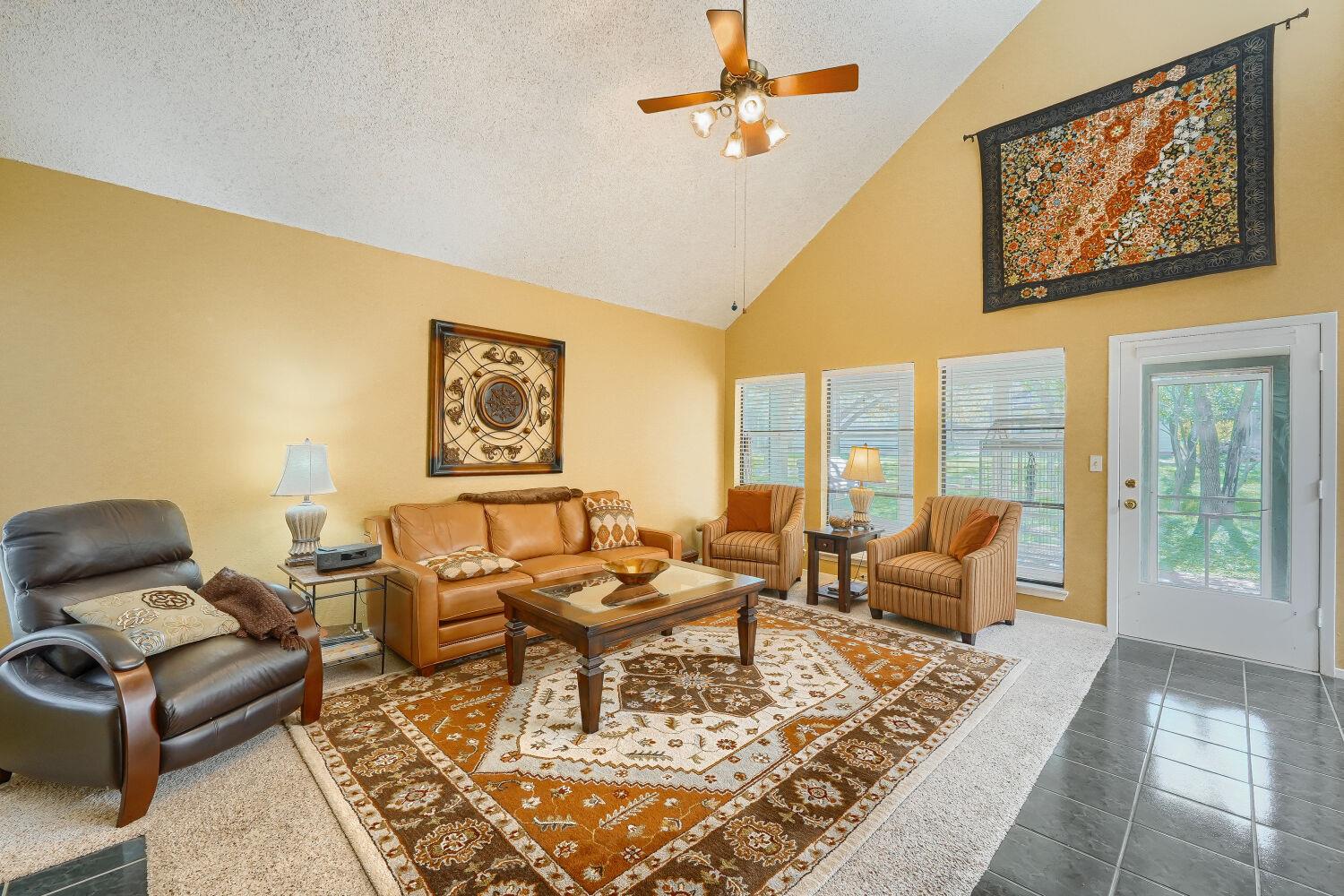 51 Casa Verde St, Lakeway, TX 78734