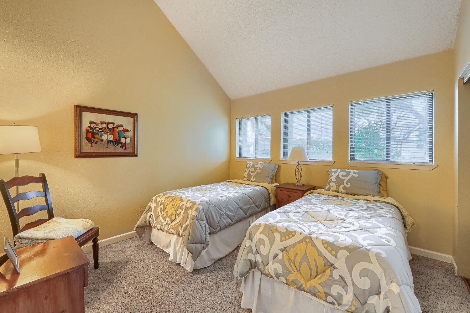 51 Casa Verde St, Lakeway, TX 78734