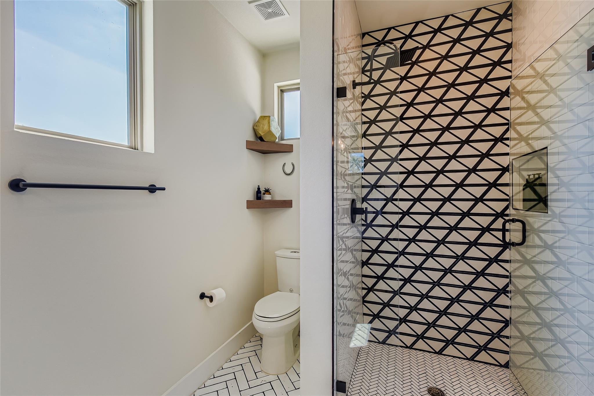 1604 Greenwood Ave # A, Austin, TX 78721