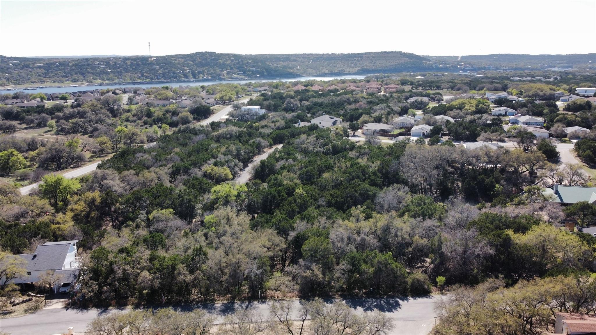 2304 Newton Dr, Lago Vista, TX 78645